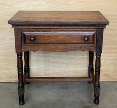 Paire de tables de chevet classiques Spsnidh en bois précieux sculpté