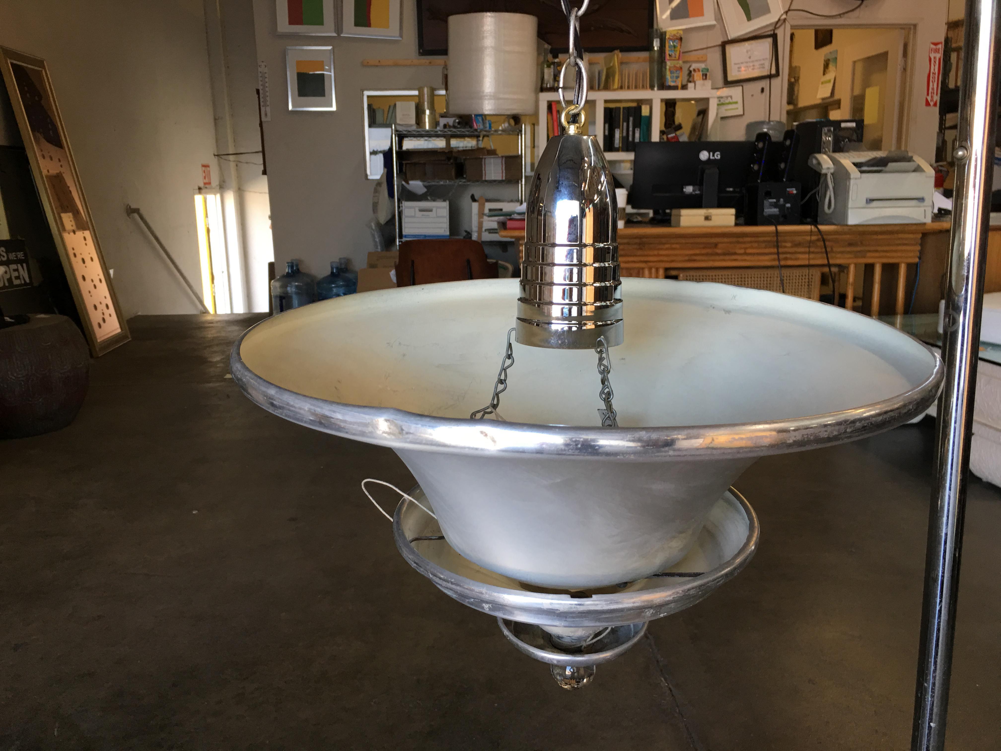Mid-20th Century Spun Aluminum Art Deco Ceiling Pendant Lamp by Walter Von Nelson For Sale