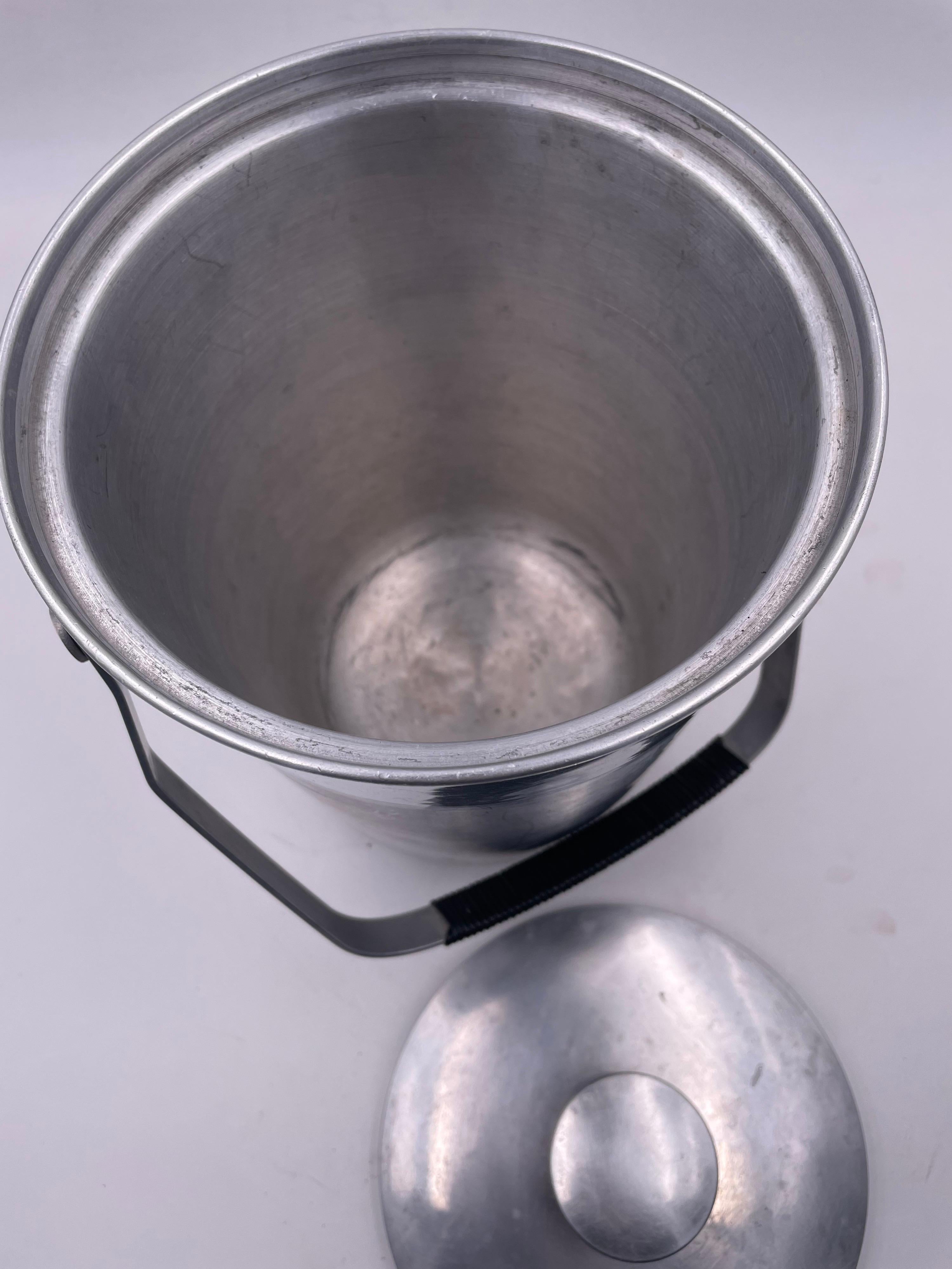 20th Century Spun Aluminum Art Deco Italian Ice Bucket with Wrapped Handle