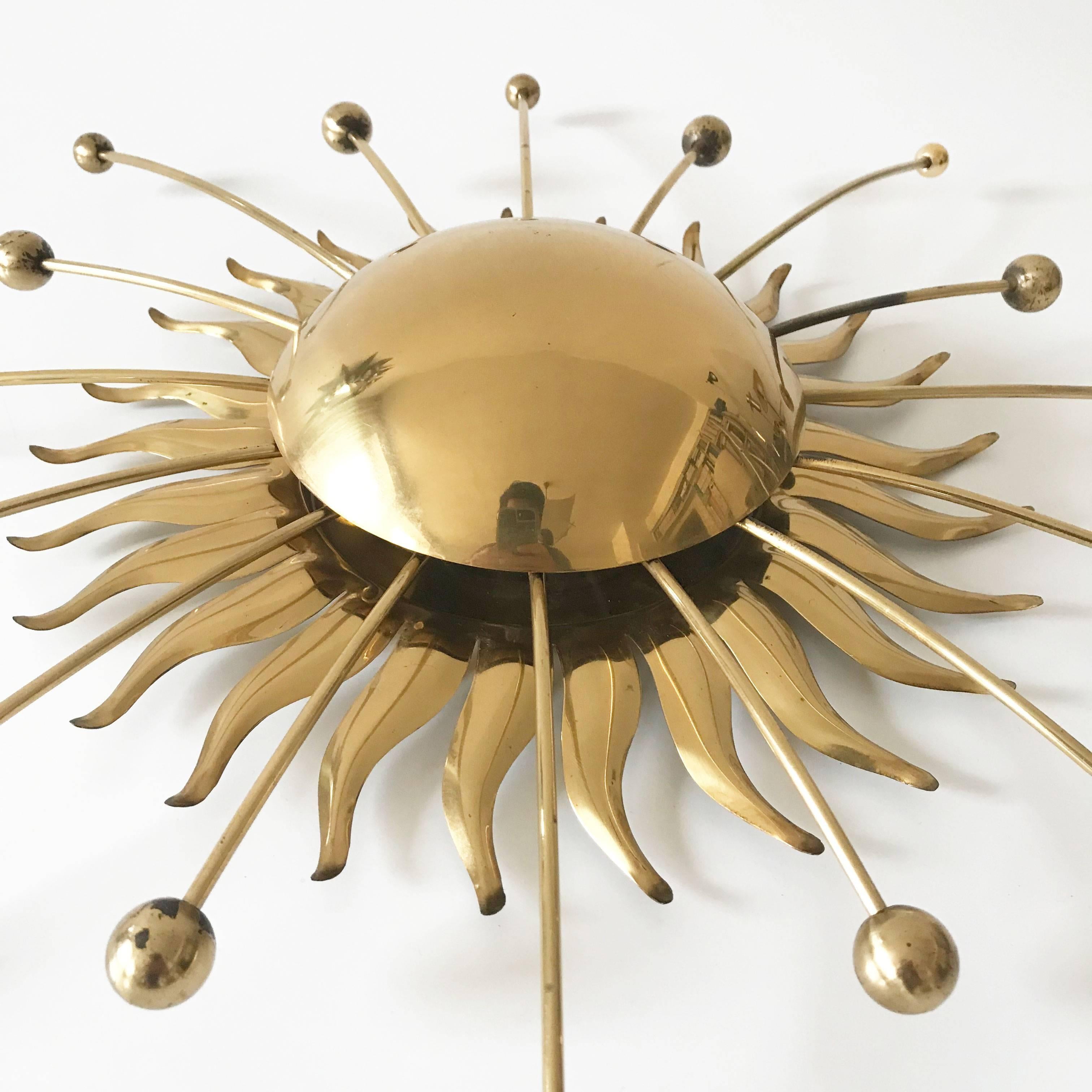 Mid-20th Century Sputnik Atomic Brass Wall Lamp or Sconce Sunburst, 1960s, Germany