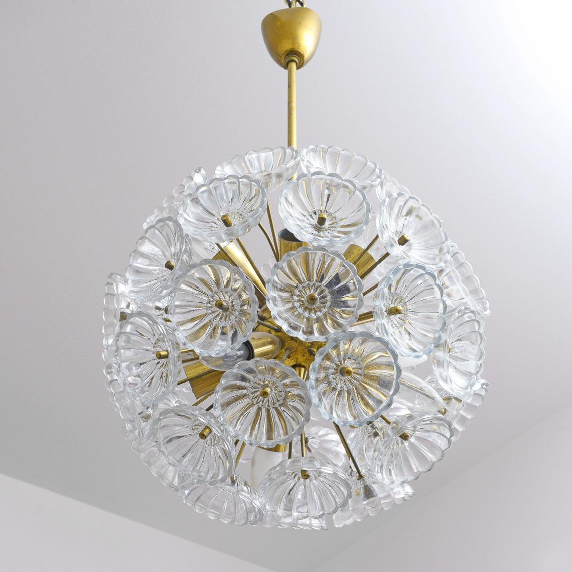 Mid-Century Modern Sputnik Brass and Glass Flower Dandelion Chandelier, Germany 1960 For Sale