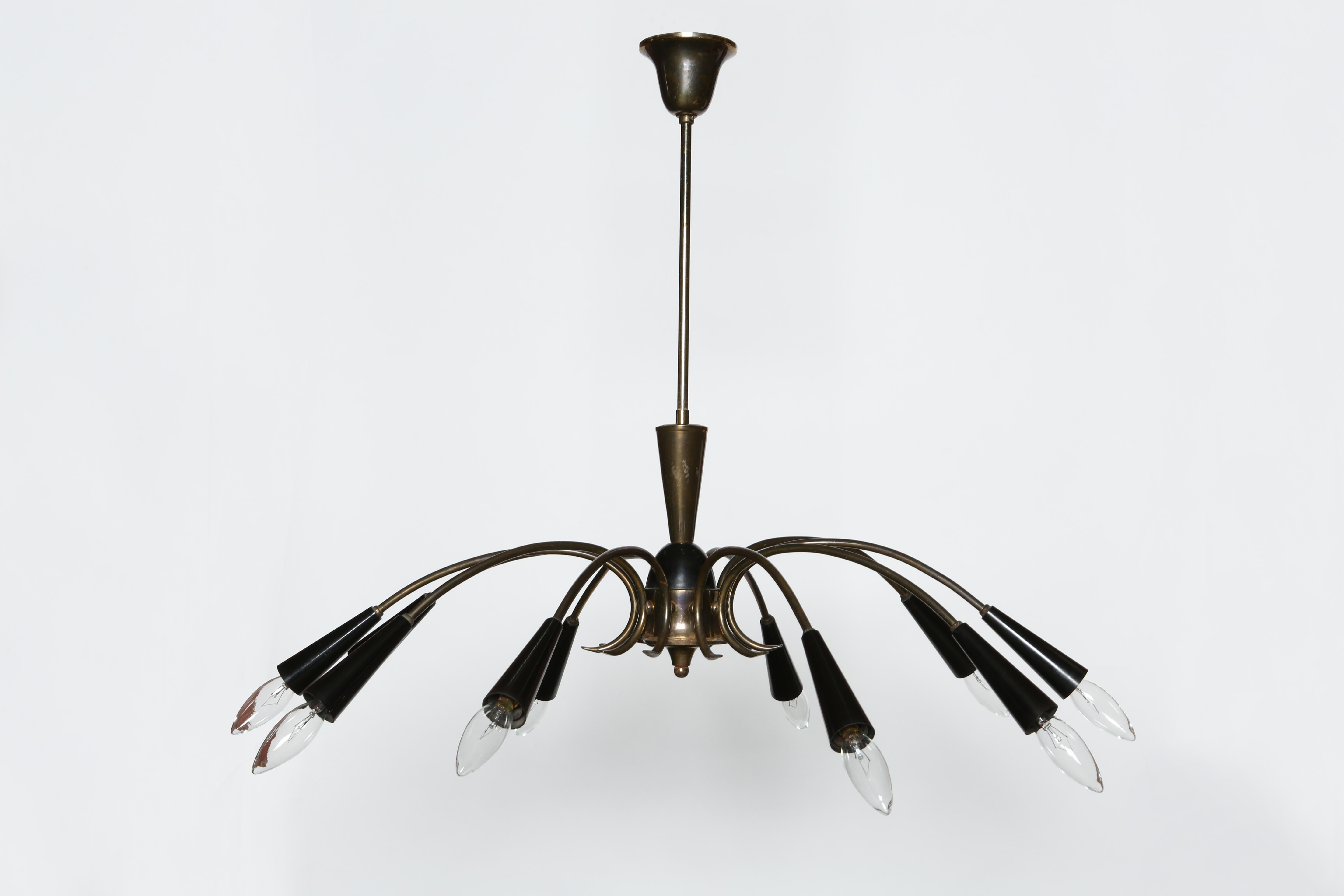 Sputnik Brass Chandelier In Good Condition For Sale In Brooklyn, NY