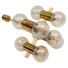 Chandeliers and Pendants