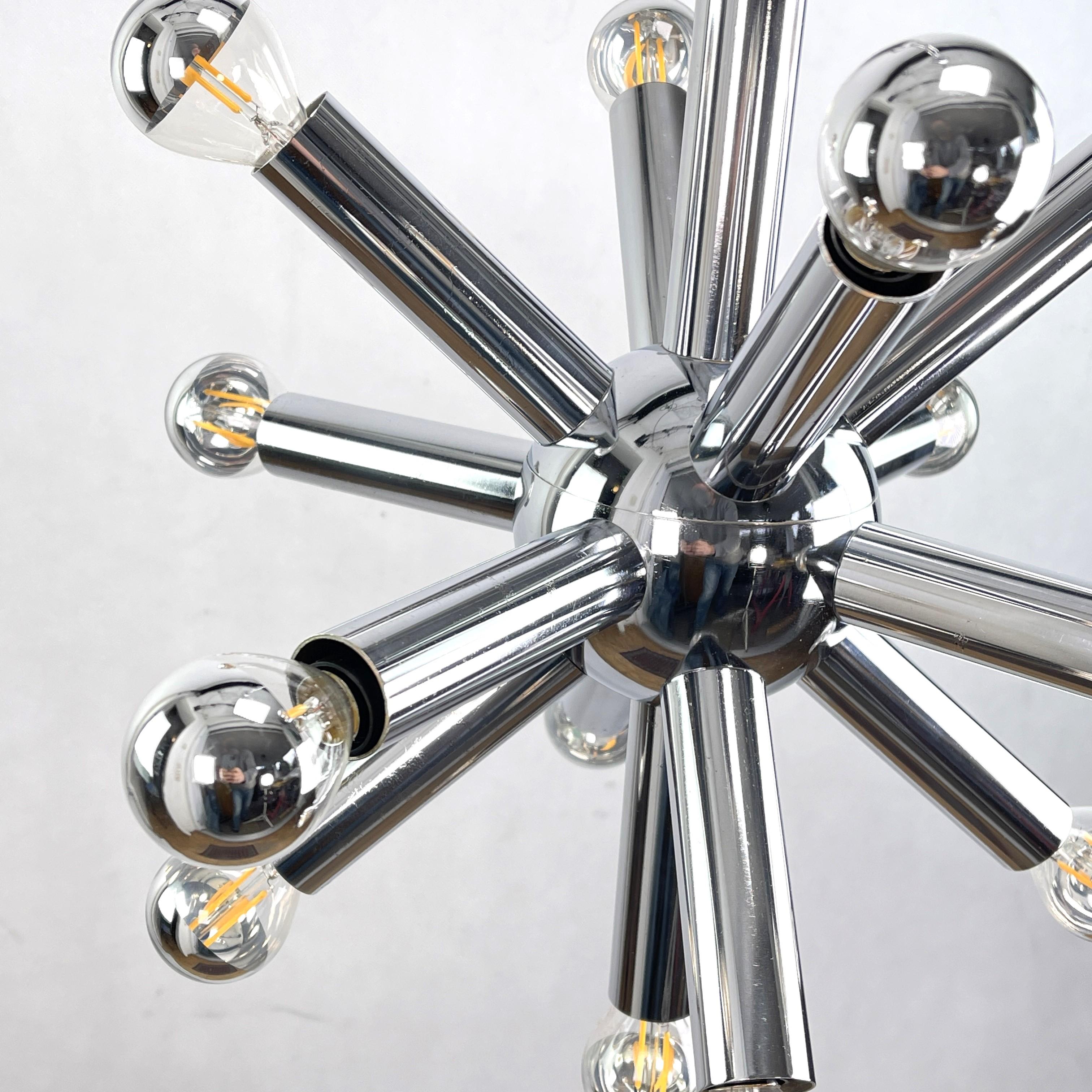 Sputnik Ceiling Lamp from Gaetano Sciolari, 1970s en Bueno Estado en Bingen am Rhein, RP