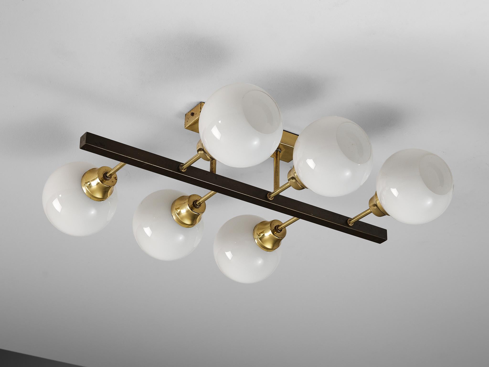 Lustre Sputnik en verre et laiton en vente 3