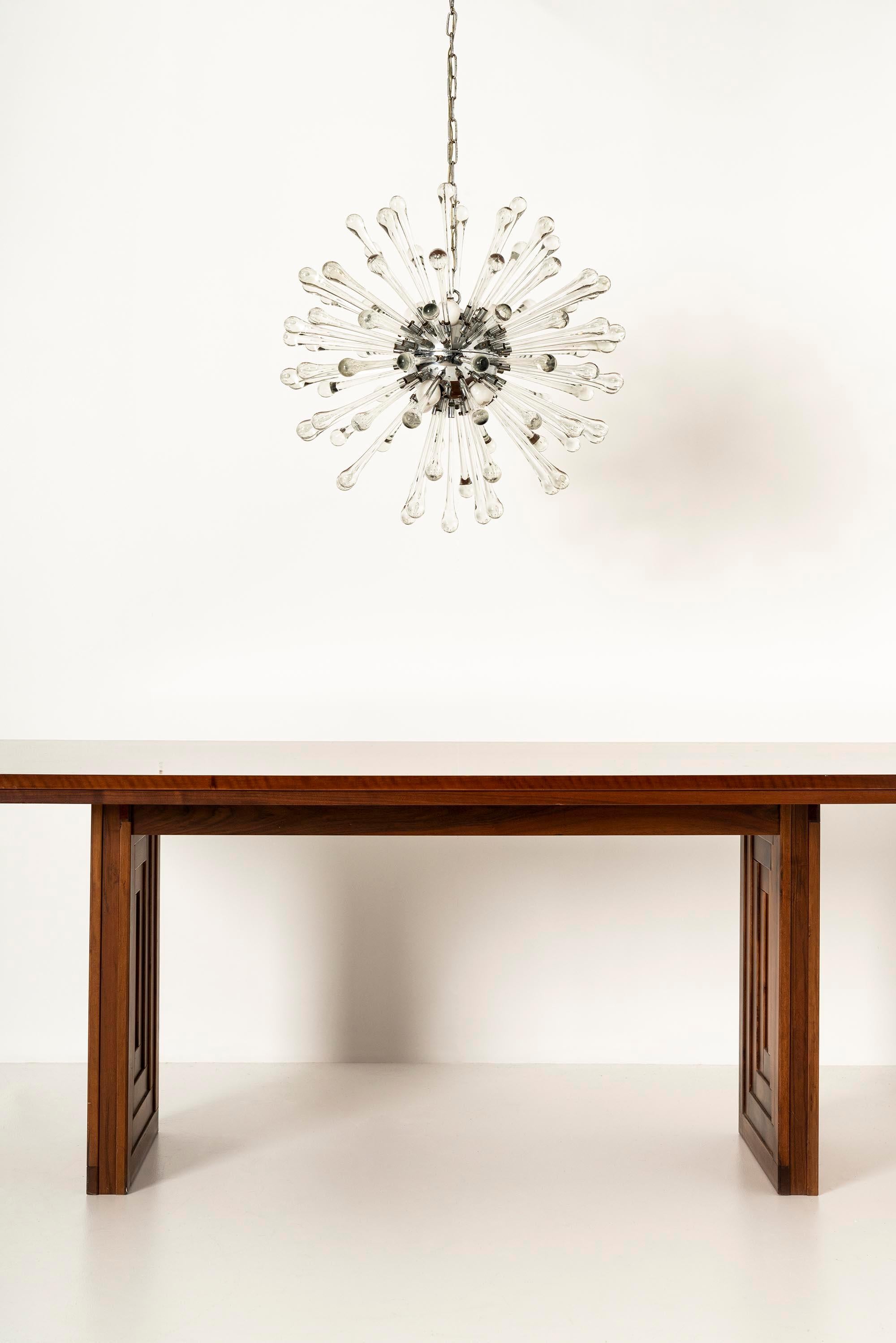 Sputnik Chandelier with Murano Glass Drops, Italy 1960s For Sale 4