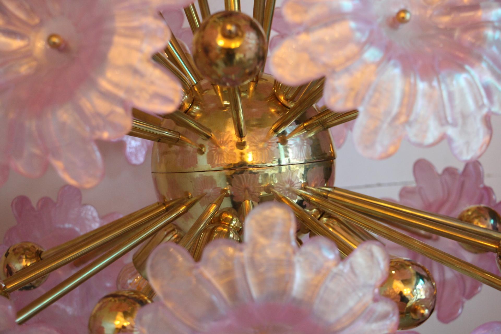 Sputnik Chandelier with Murano Glass Pink Flowers 3