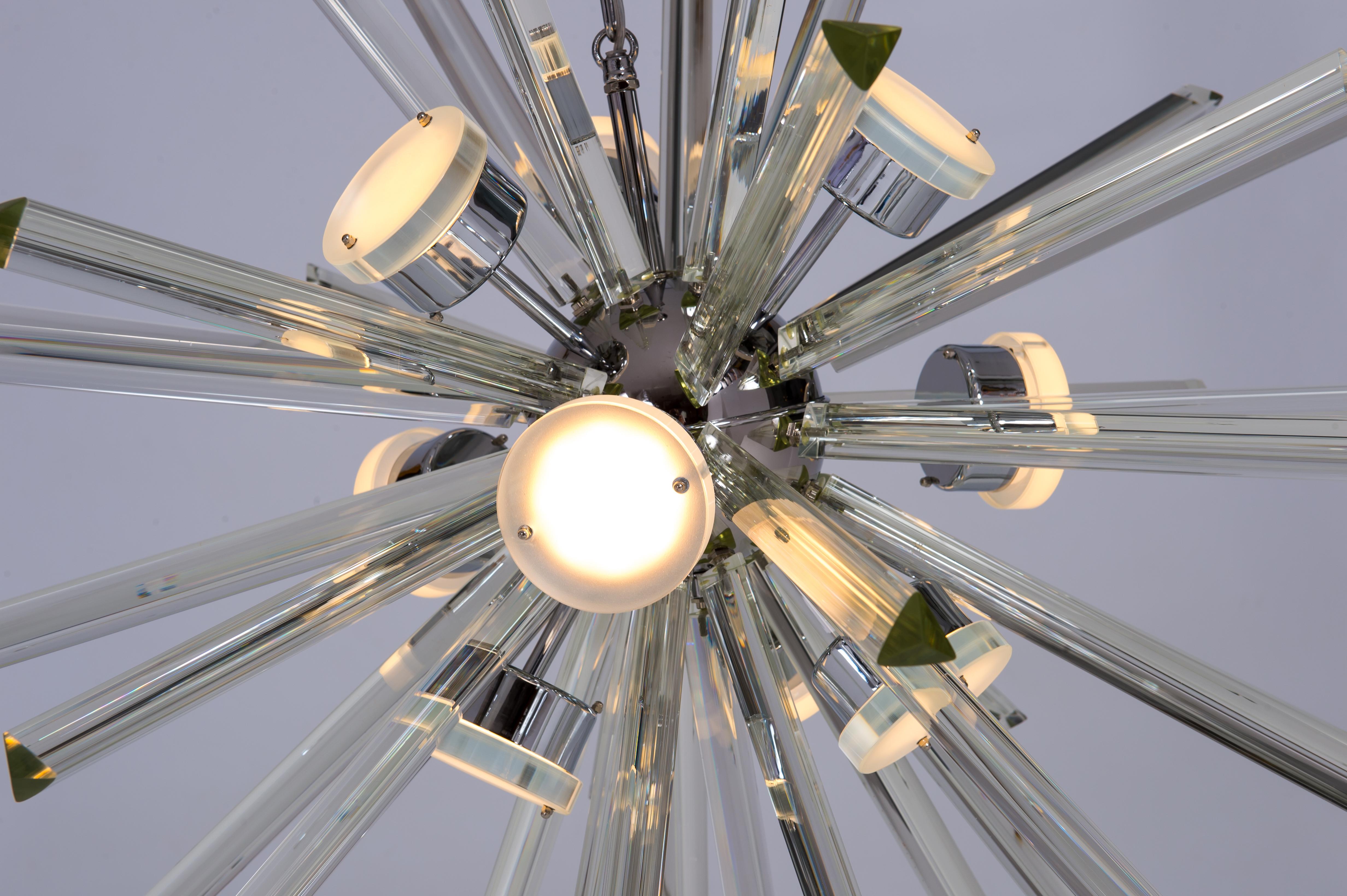 Lustre Spoutnik avec éléments en forme de trièdre en verre de Murano, années 2020, Italie en vente 11