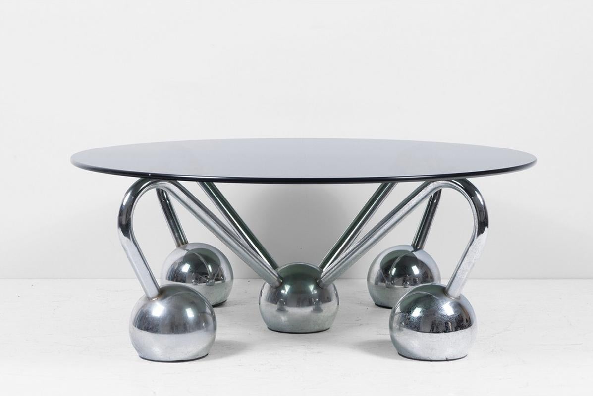 Ère spatiale Table basse Sputnik en métal chromé et verre fumé en vente