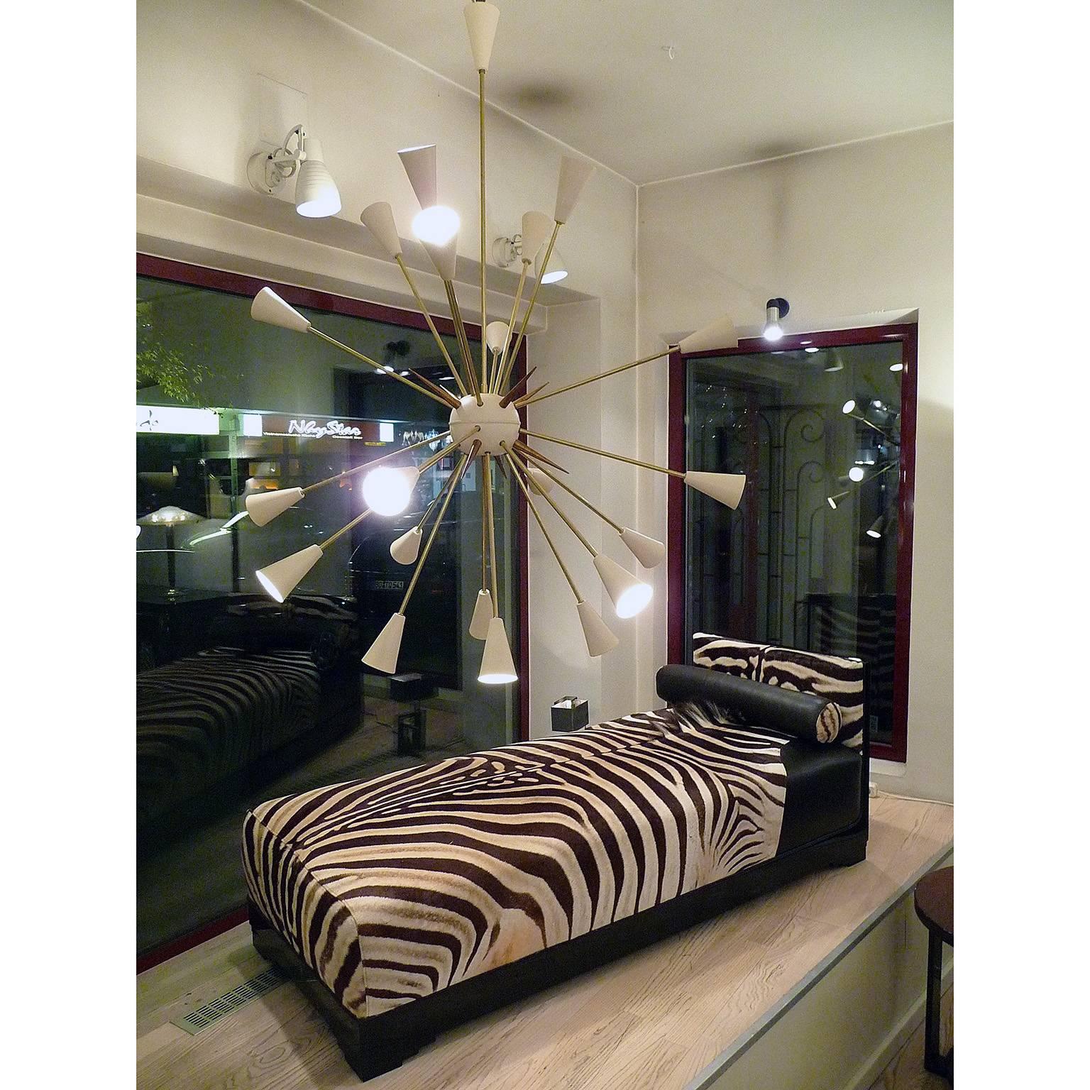 Mid-Century Modern Sputnik Fireworks Grand lustre italien 20 Lights en vente