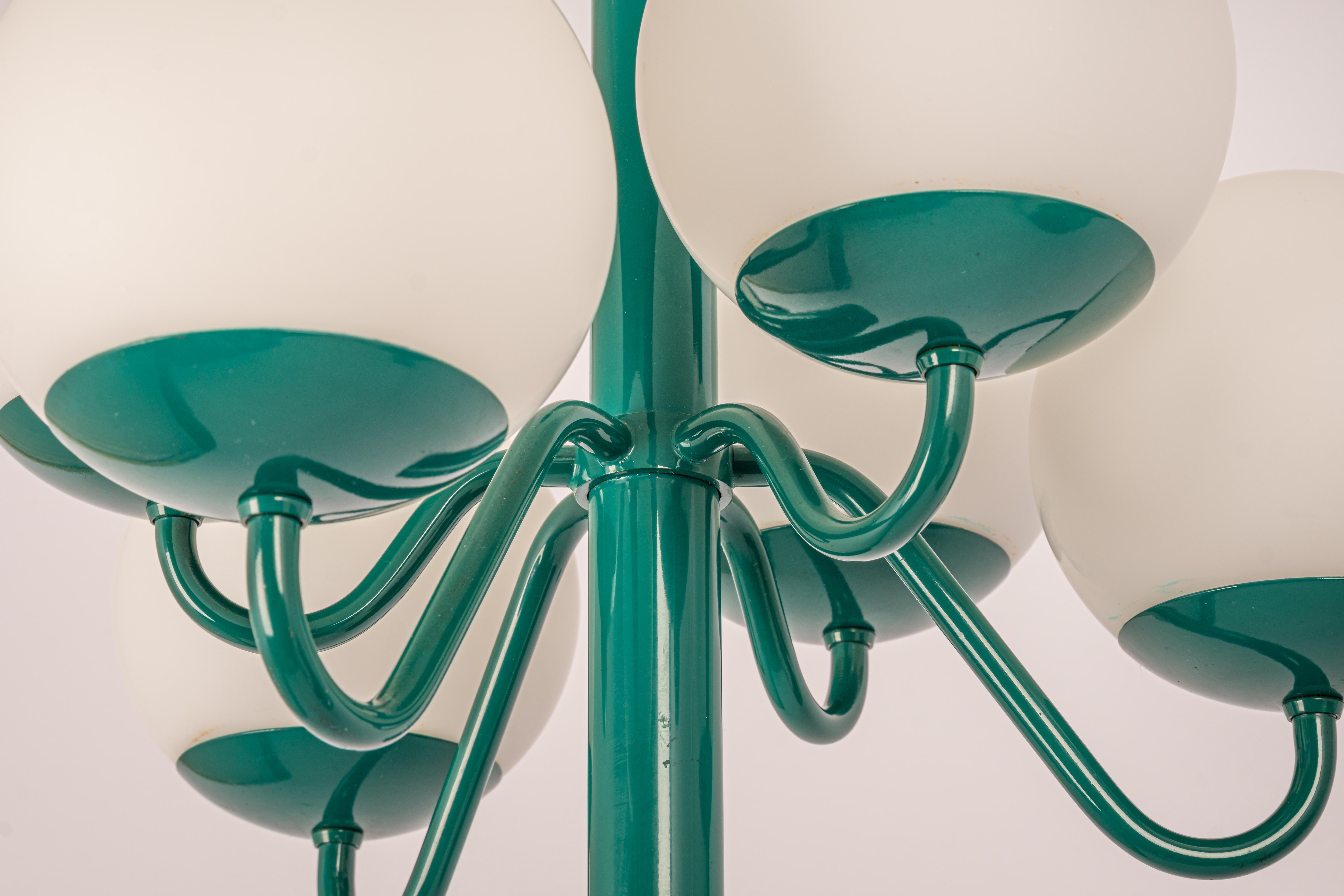 Mid-Century Modern Lampe à suspension verte Spoutnik, verre opale, Allemagne, années 1970 en vente