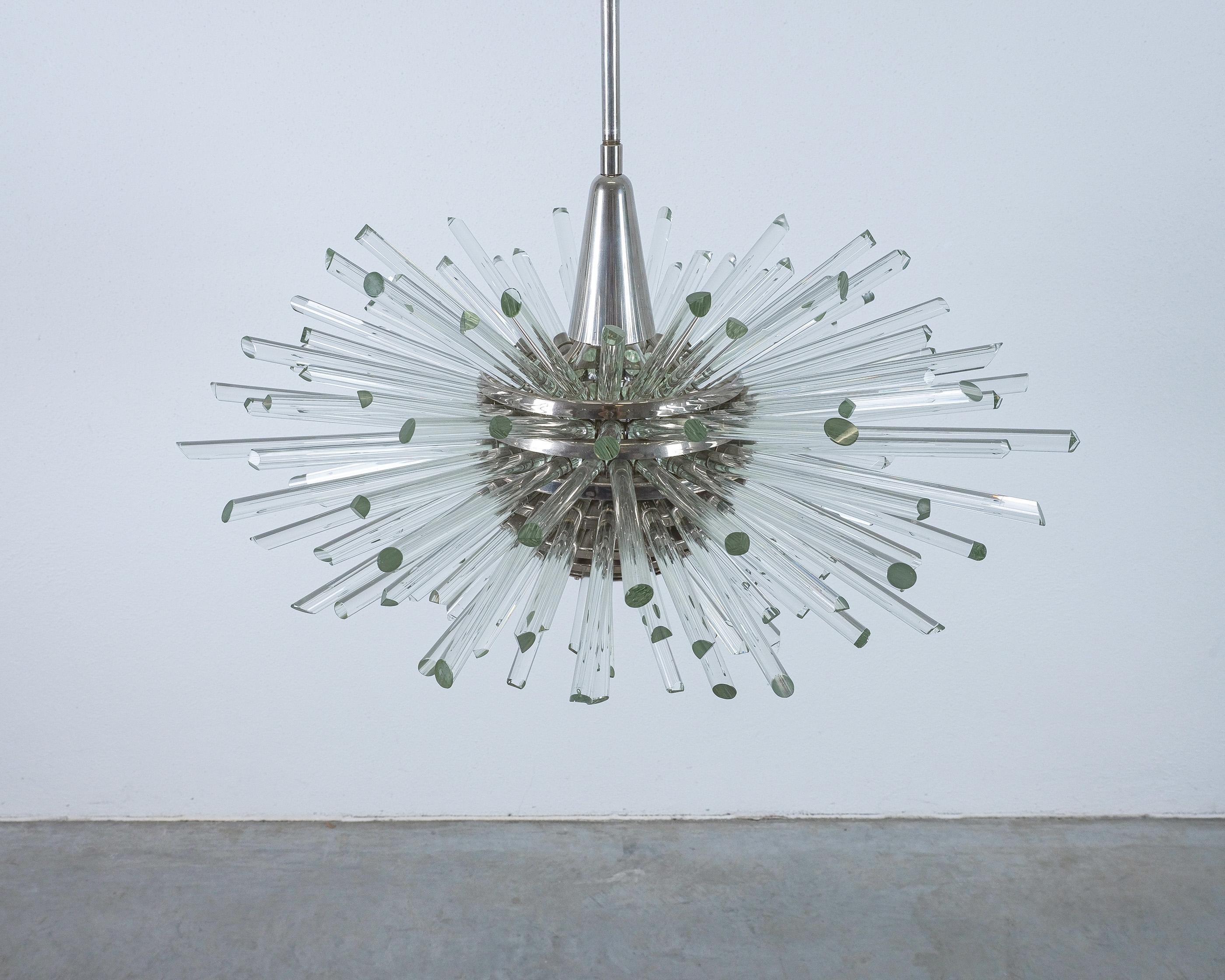 Lustres à tige de verre Sputnik par Bakalowits Sohn, 1960 Bon état - En vente à Vienna, AT
