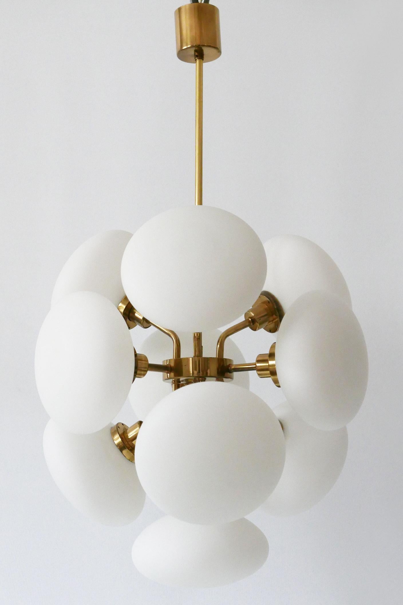 Sputnik Multi-Globe Chandelier or Pendant Lamp by Kaiser Leuchten, Germany 1970s In Good Condition In Munich, DE