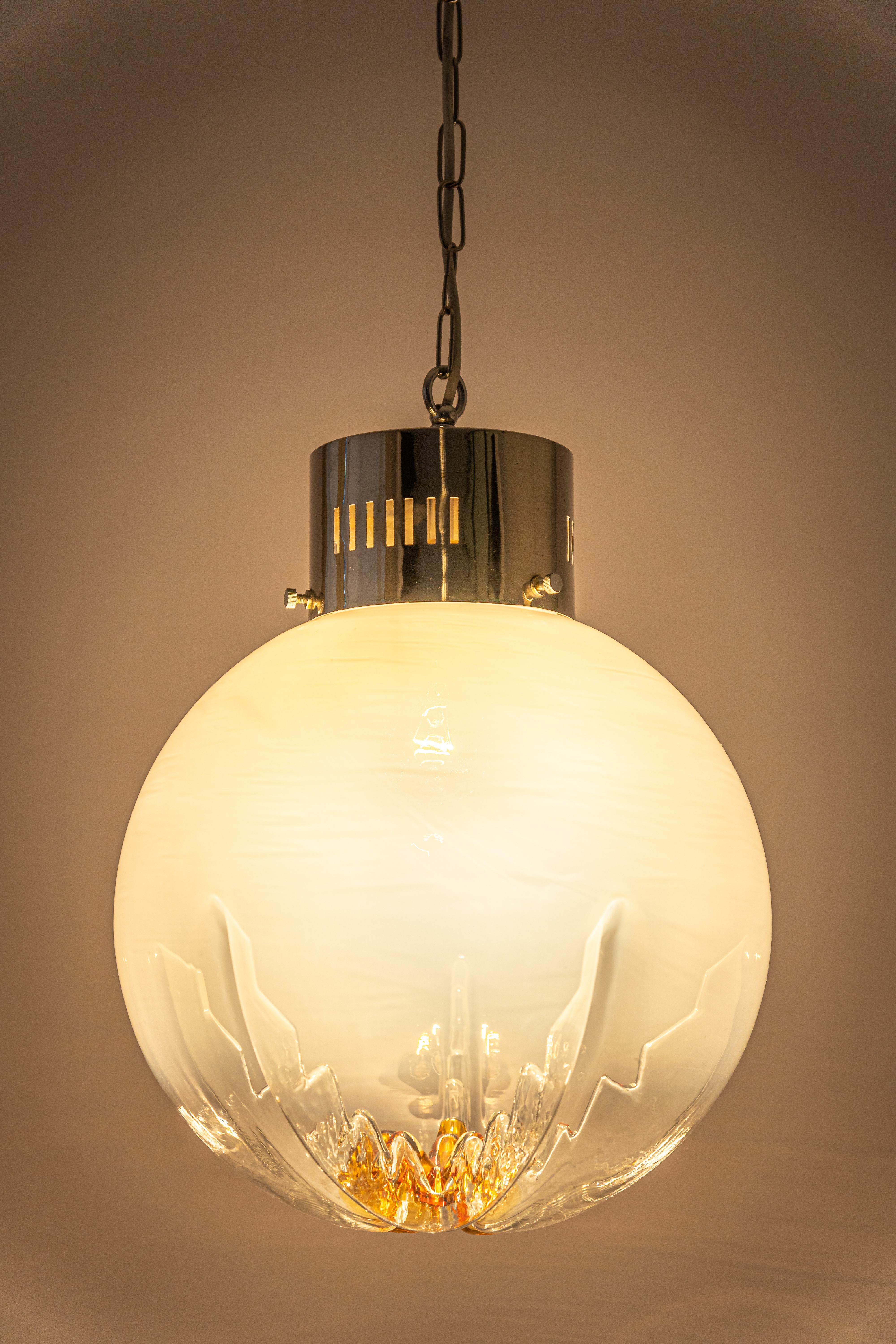 Sputnik Murano Big Ball Pendant Light, VeArt, Italy, 1970s For Sale 1