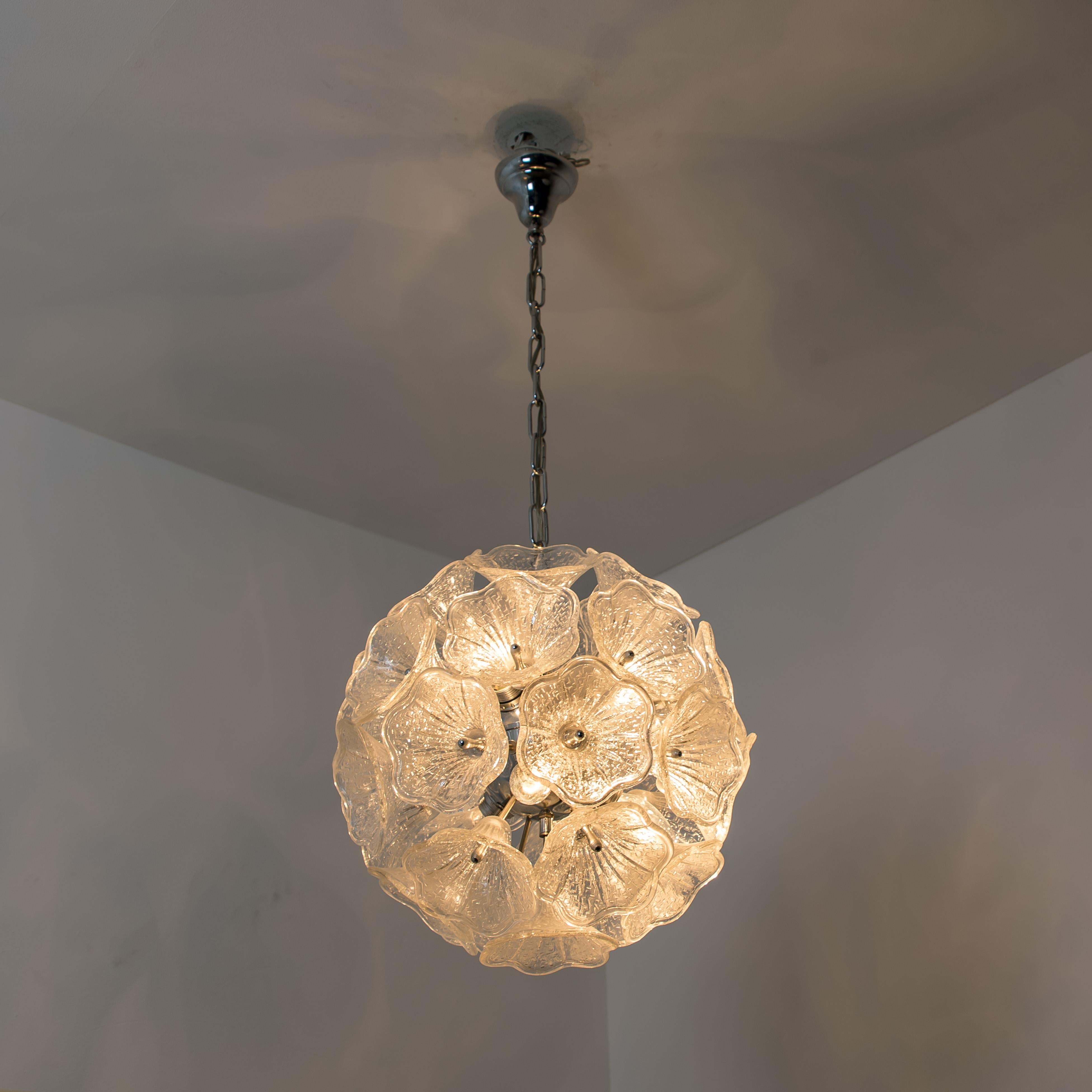 Sputnik Murano Glass and Chrome Chandelier in the Style of Venini, 1960s For Sale 1