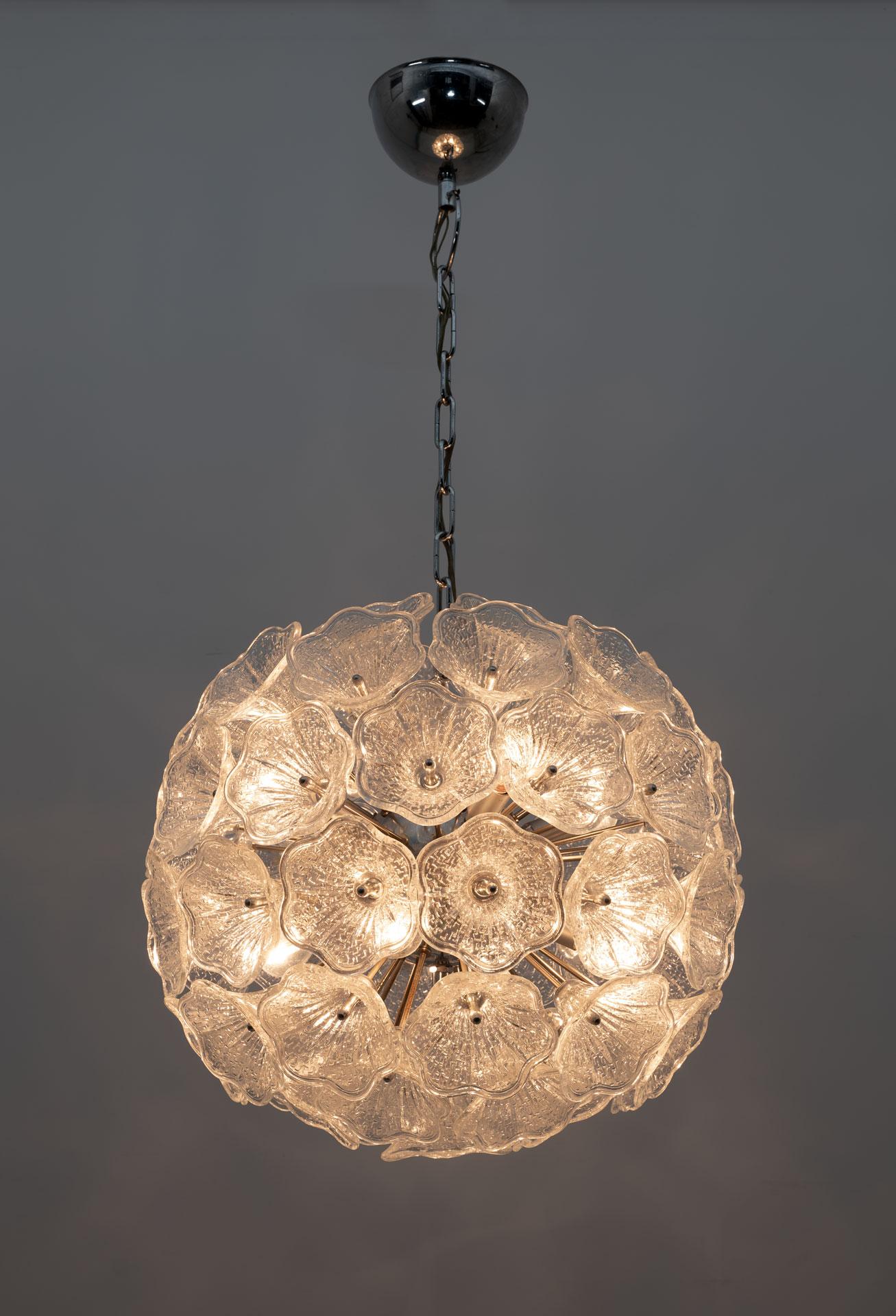 Mid-Century Modern Sputnik Murano Glass Flowers Chandelier Venini Style Italy, 1960s For Sale
