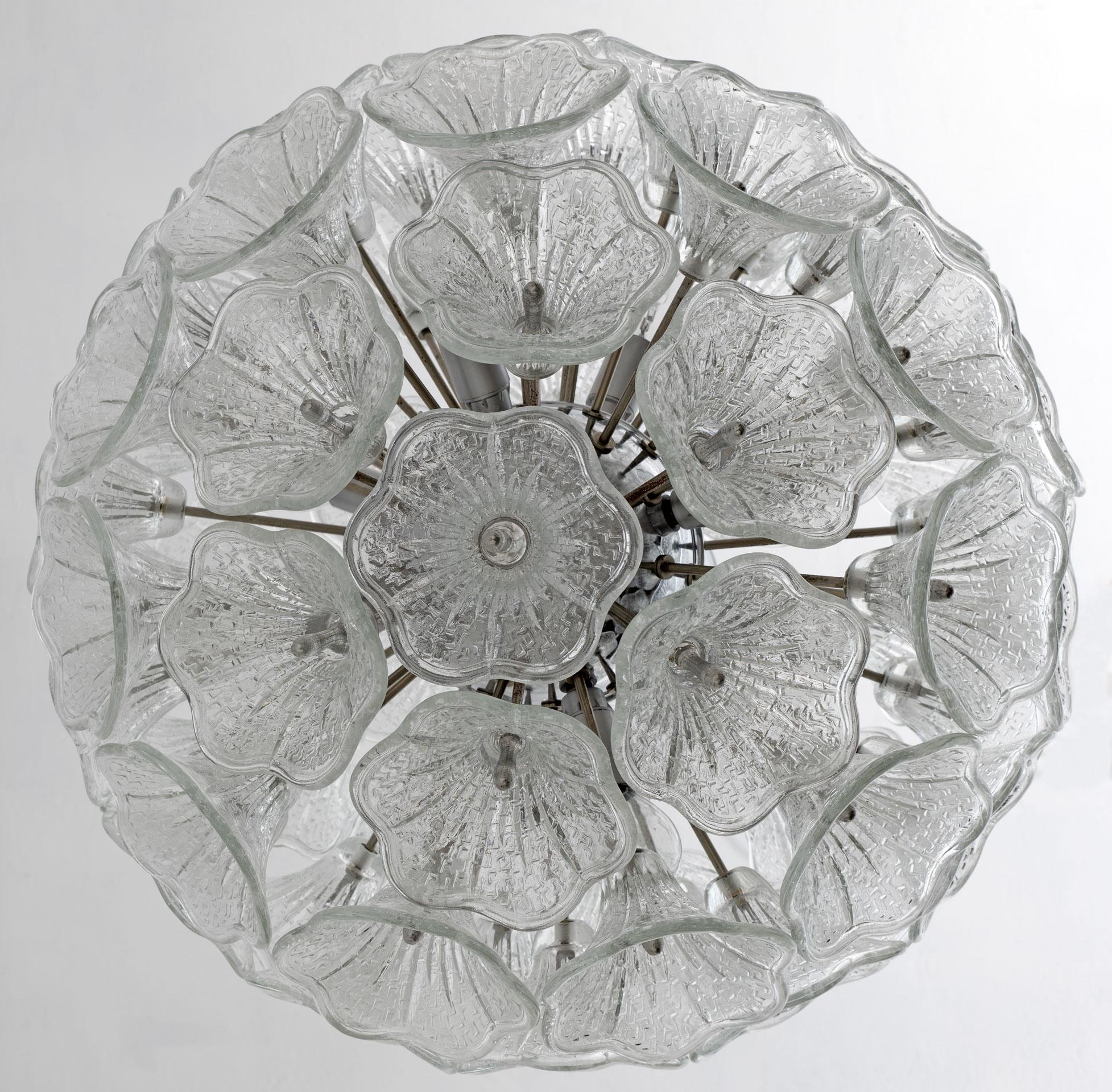 Mid-20th Century Sputnik Murano Glass Flowers Chandelier Venini Style Italy, 1960s For Sale