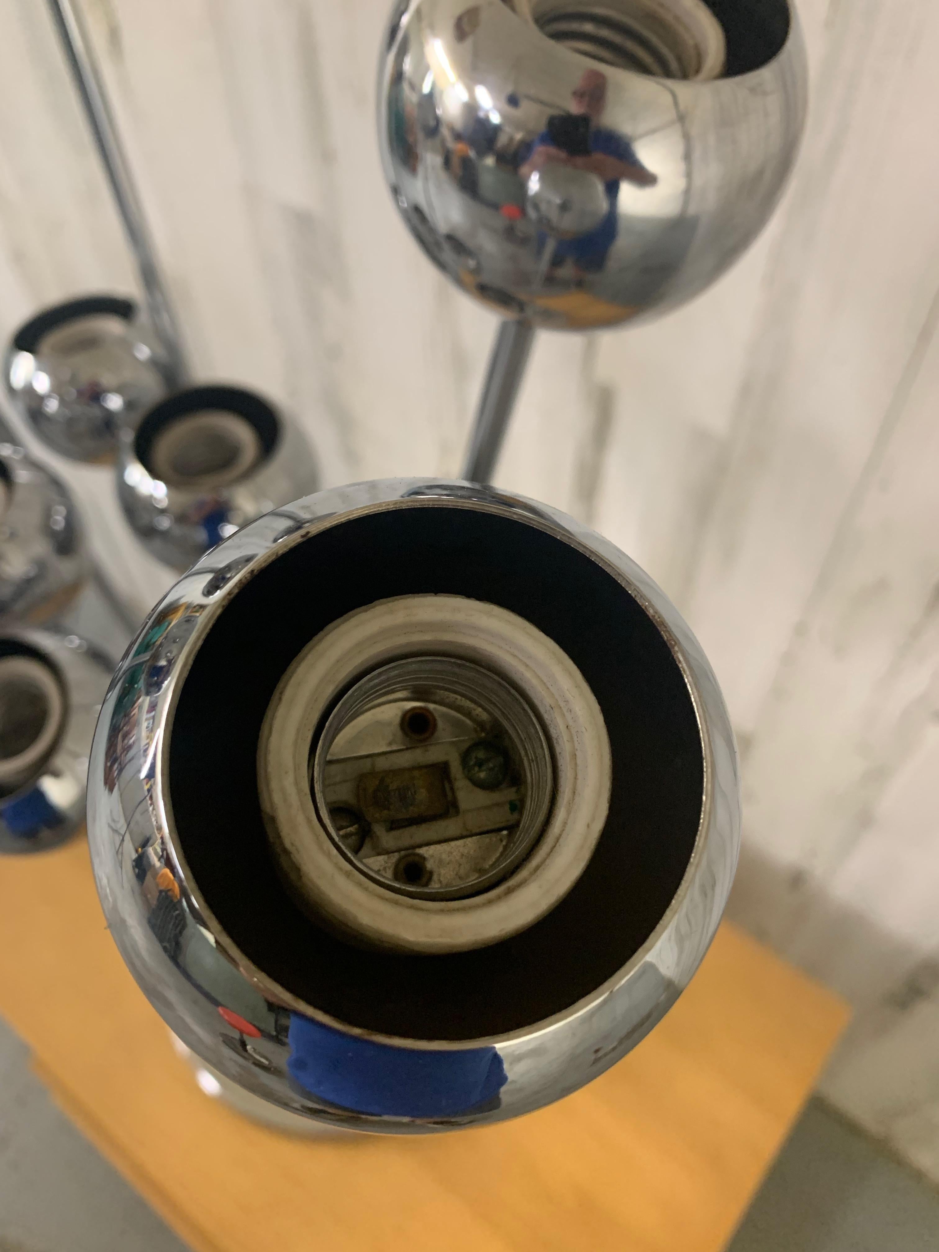 Sputnik Lampe de table à dix lumières en vente 3