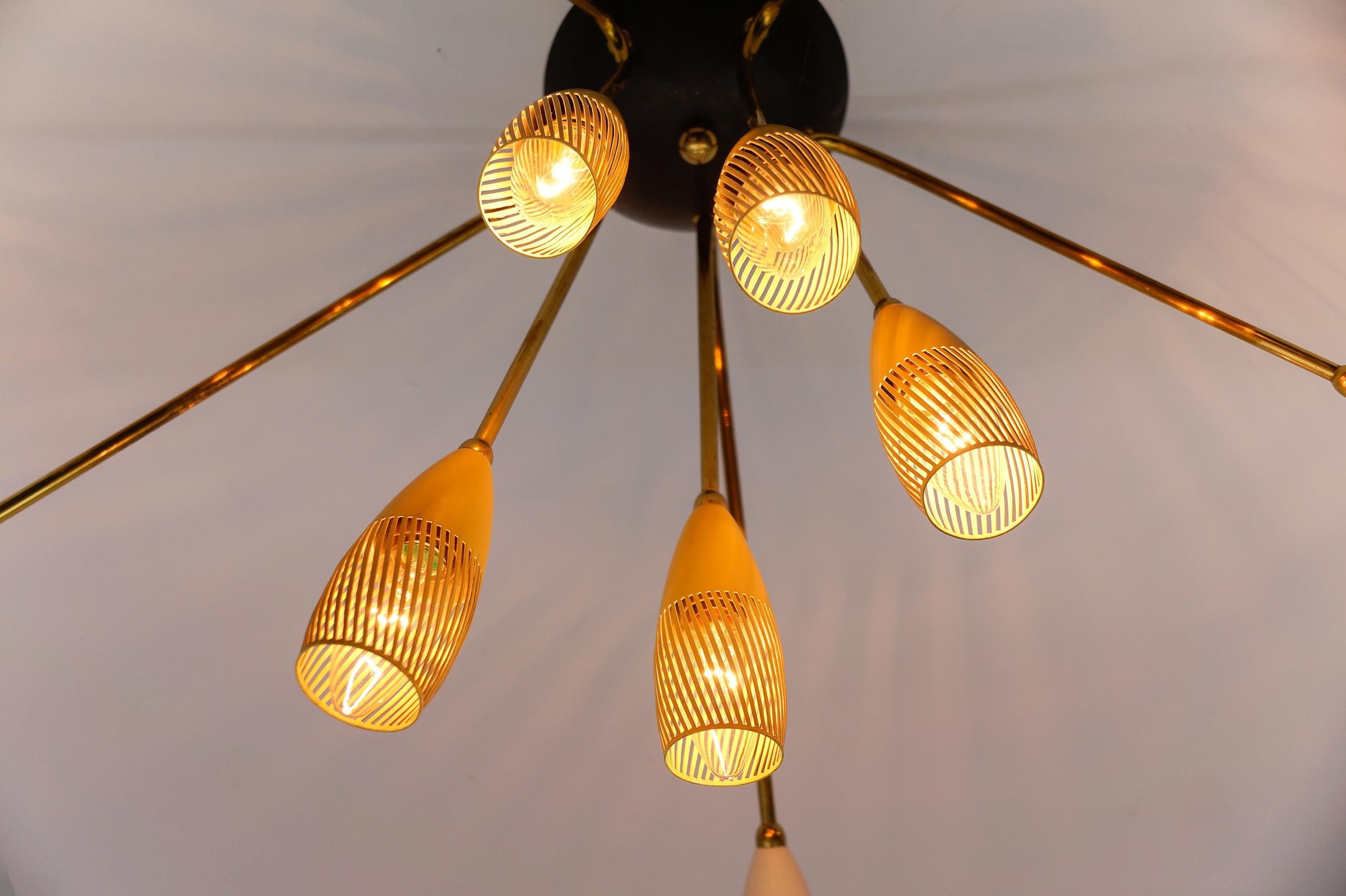 Applique ou plafonnier Sputnik à la manière d'Arteluce, Italie, années 1950 en vente 5