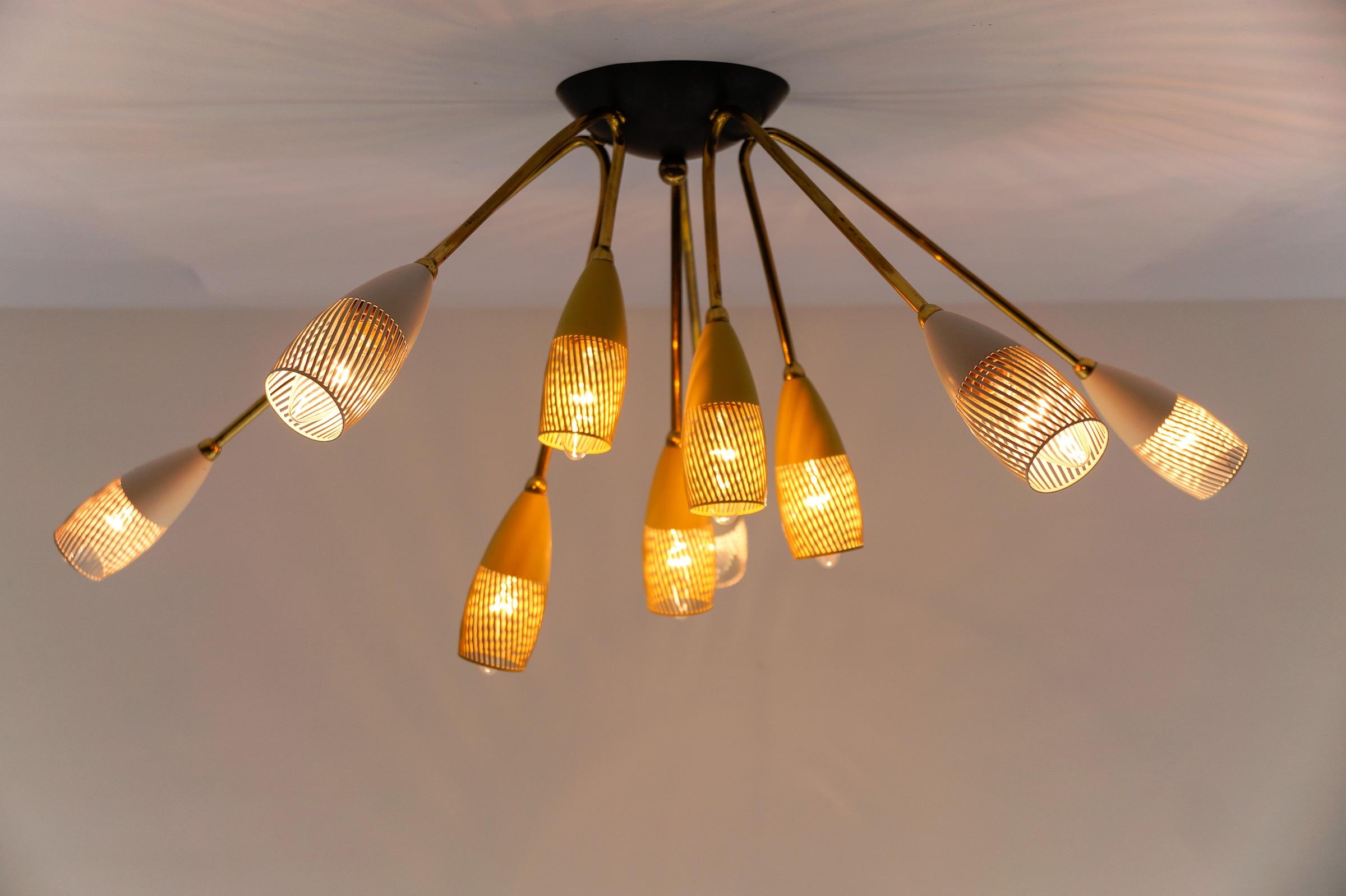 italien Applique ou plafonnier Sputnik à la manière d'Arteluce, Italie, années 1950 en vente