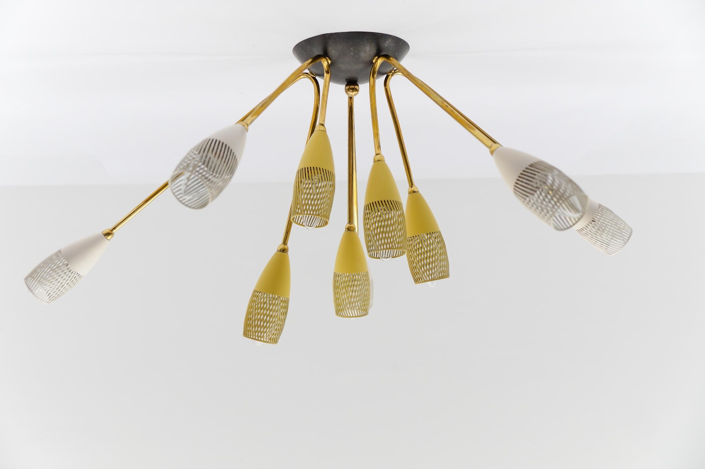 Applique ou plafonnier Sputnik à la manière d'Arteluce, Italie, années 1950 Bon état - En vente à Nürnberg, Bayern