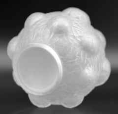 Art Deco Frosted Glass Vase by SPV, Paris, 1920, Geometric Design