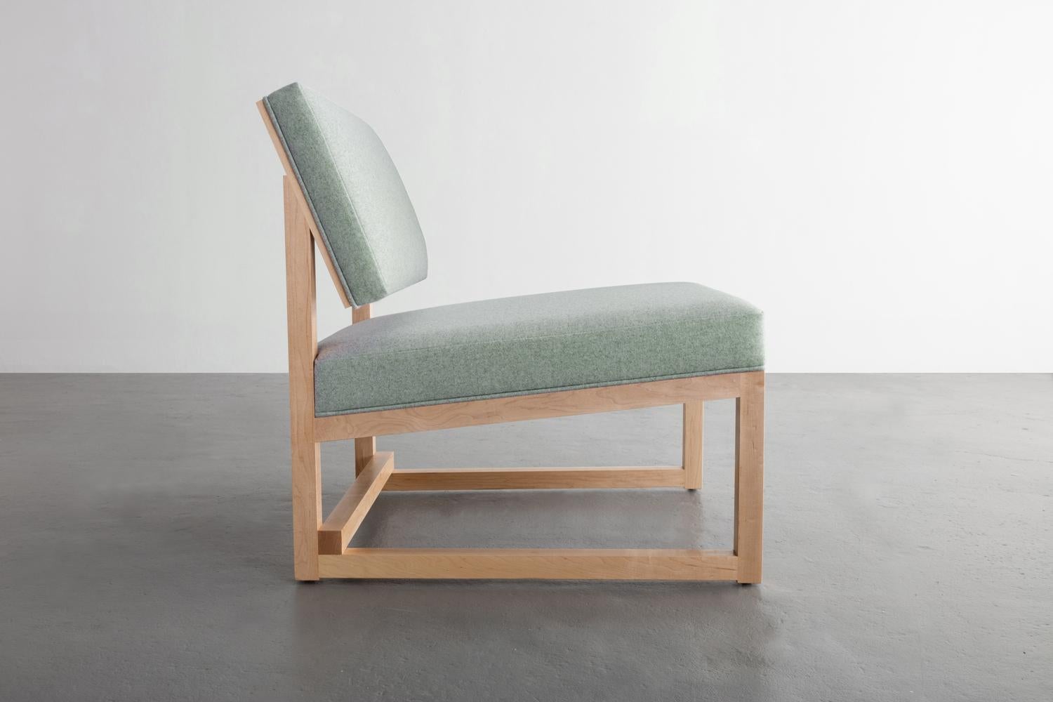 Available in solid white oak, maple or walnut
Upholstery in Divina MD wool felt by Kvadrat, or boucle by designtex
Also available in cusomer's own material or leather (COM and COL)
