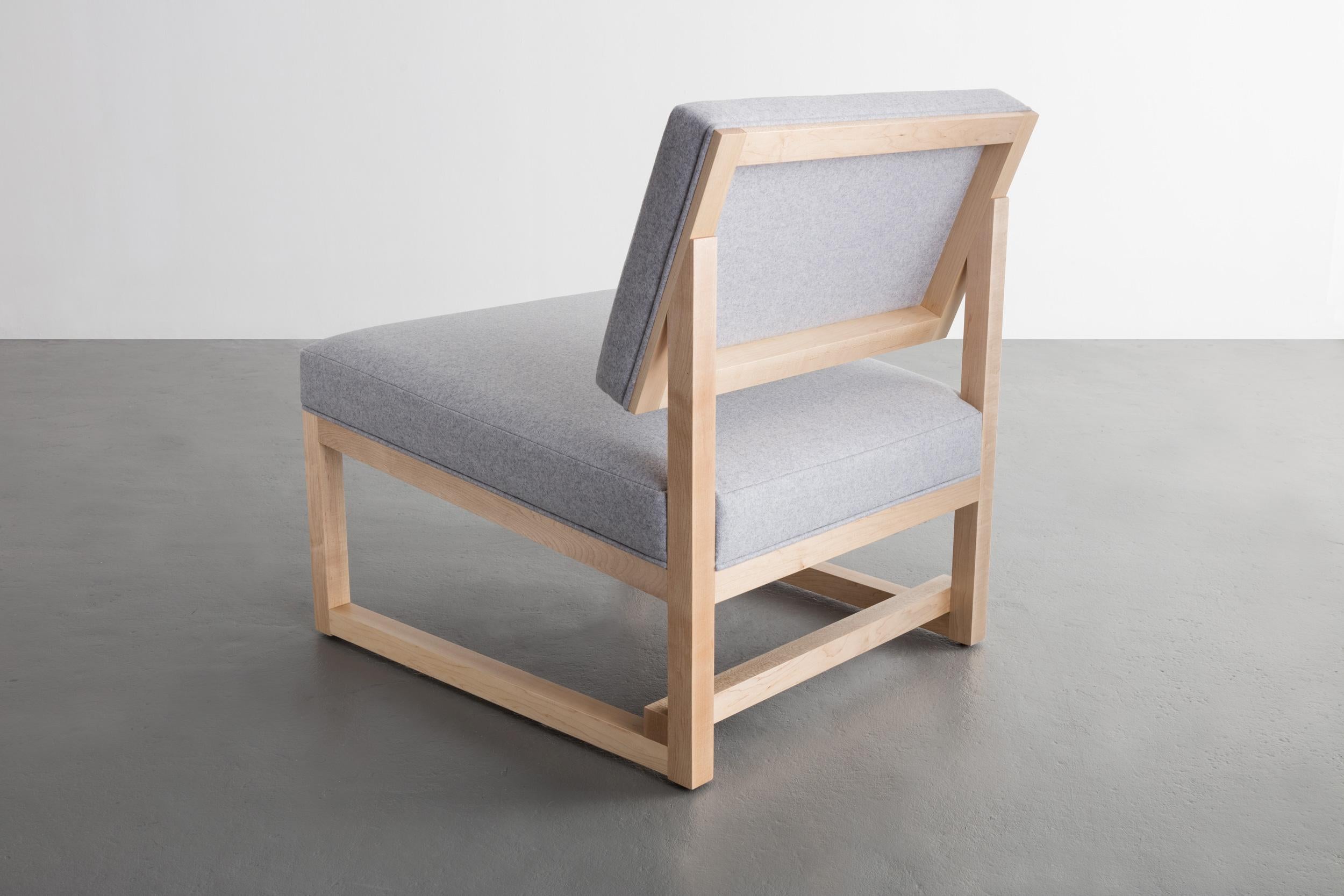 Silla SQ Lounge, madera maciza, tapicería de fieltro, bouclé o COM, hecha a mano en EE.UU. 6