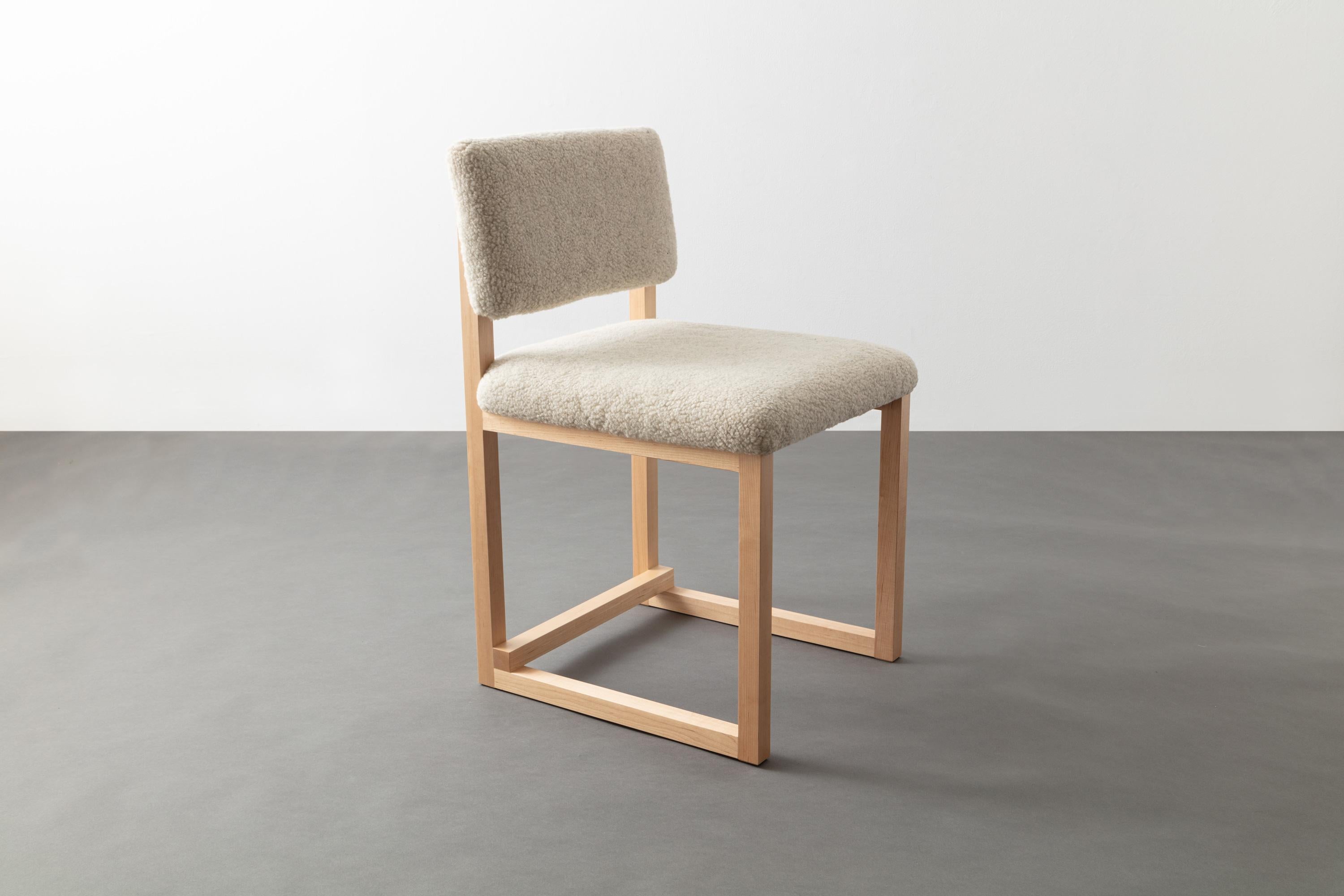 Sedia da pranzo imbottita SQ Edizione speciale, Shearling o COM COL, Made in Edit in vendita 1