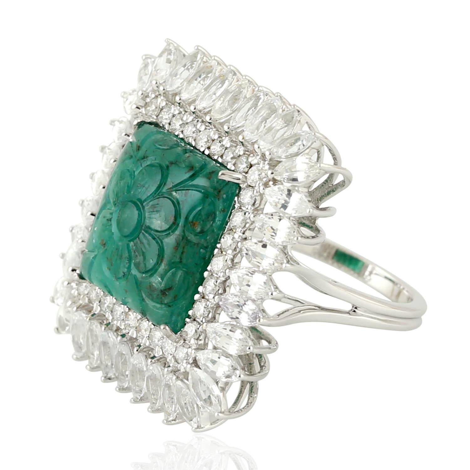 Artisan Carved Emerald 14 Karat Gold Diamond Ring For Sale