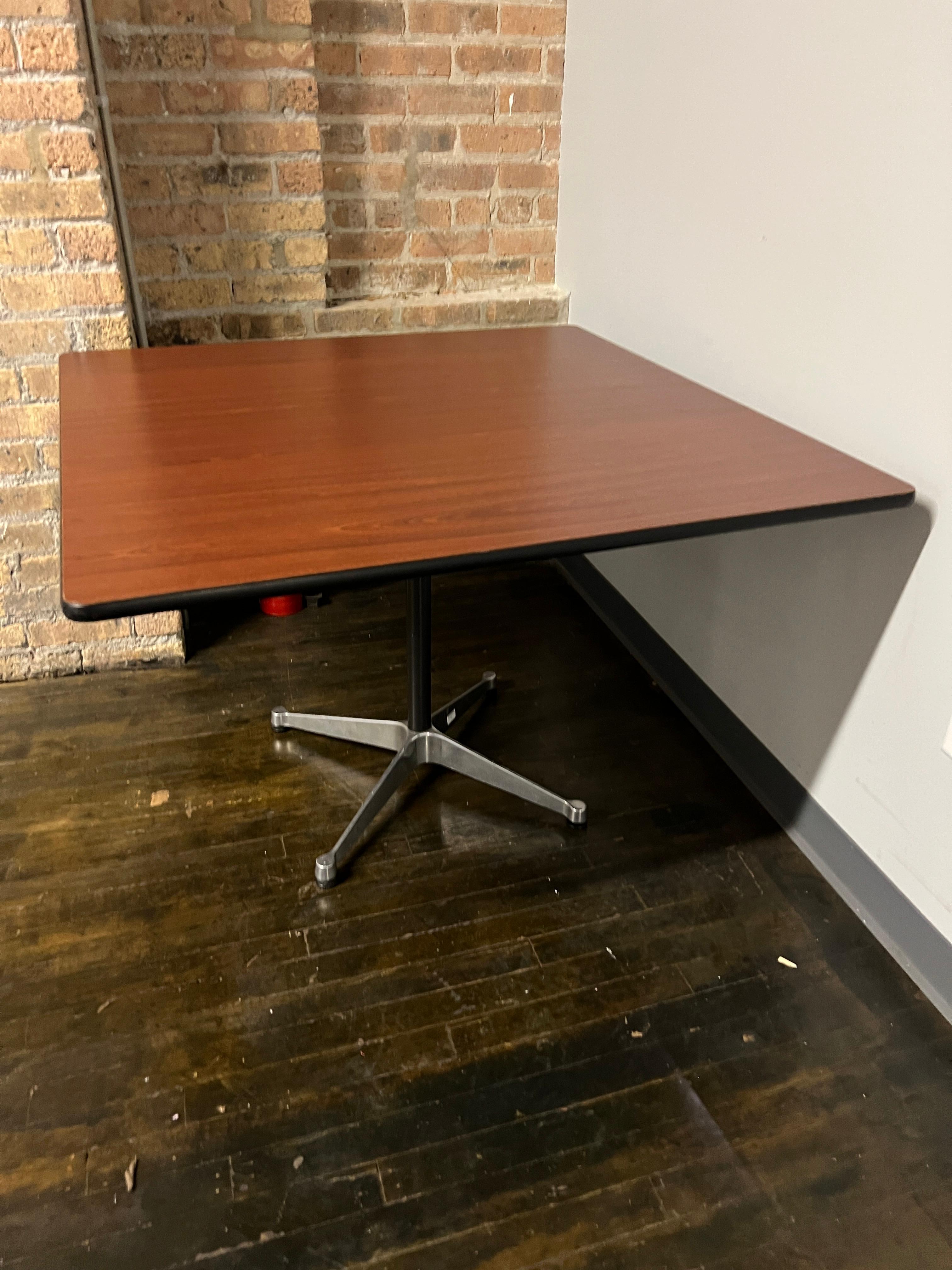 Mid-Century Modern Square 1950s Herman Miller Square Contract Table with Walnut Laminate Top For Sale