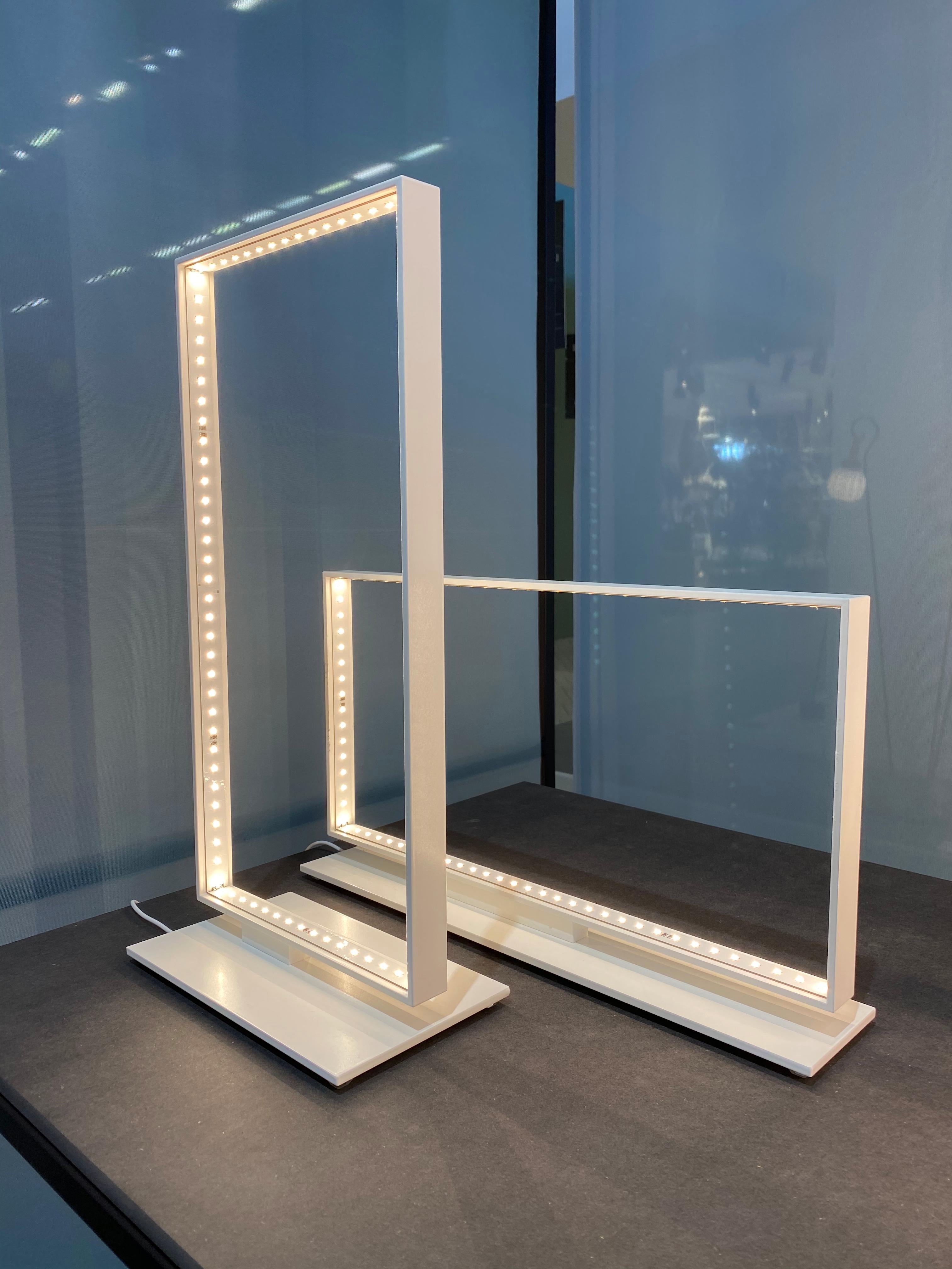 Contemporary Square 40/20 Table Lamp by Le Deun Luminaires For Sale