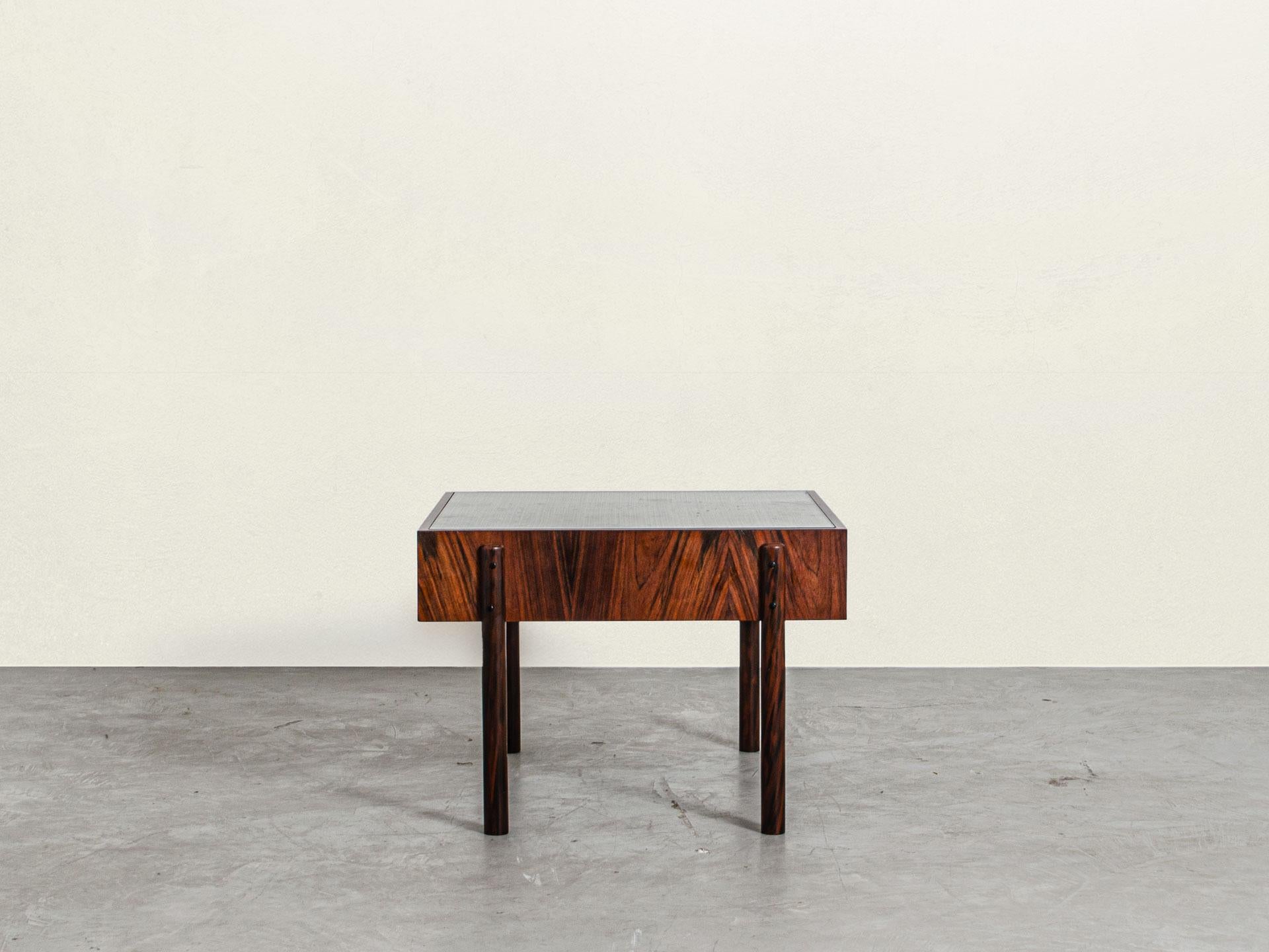 Mid-Century Modern Square Adi Side Table, 2019, 60's-Inspired, Brazilian Design For Sale
