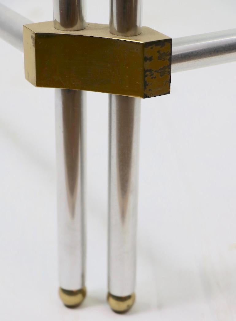 Quadratischer Tisch aus Aluminium, Messing und Glas von John Vesey Inc. im Angebot 12