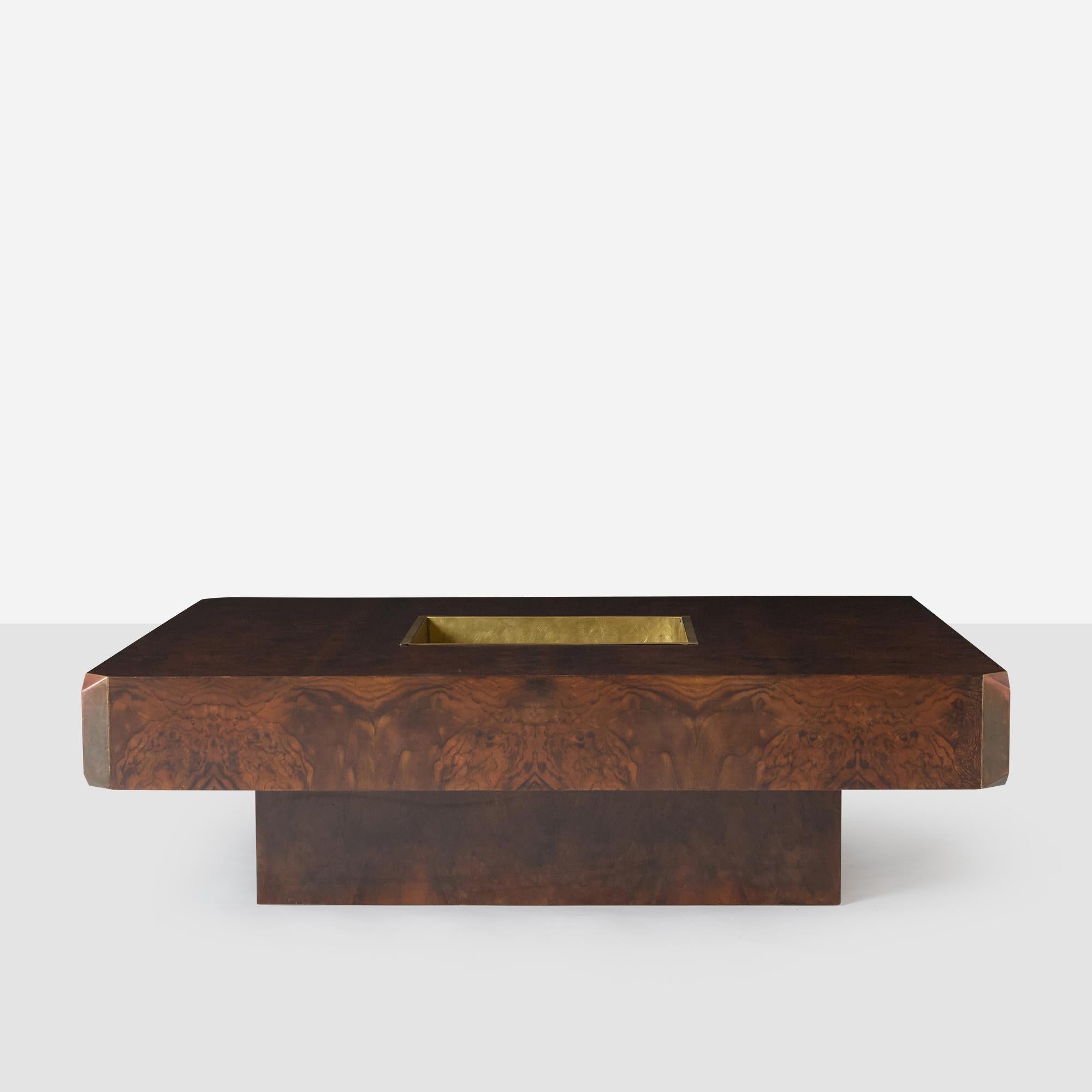 Moderne Table basse carrée Alveo en noyer Willy et laiton par Willy Rizzo pour Sabot en vente