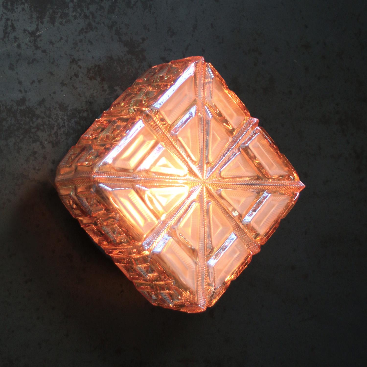 Empotrables Cuadrados de Cristal Ámbar de Mediano Siglo siglo XX en venta