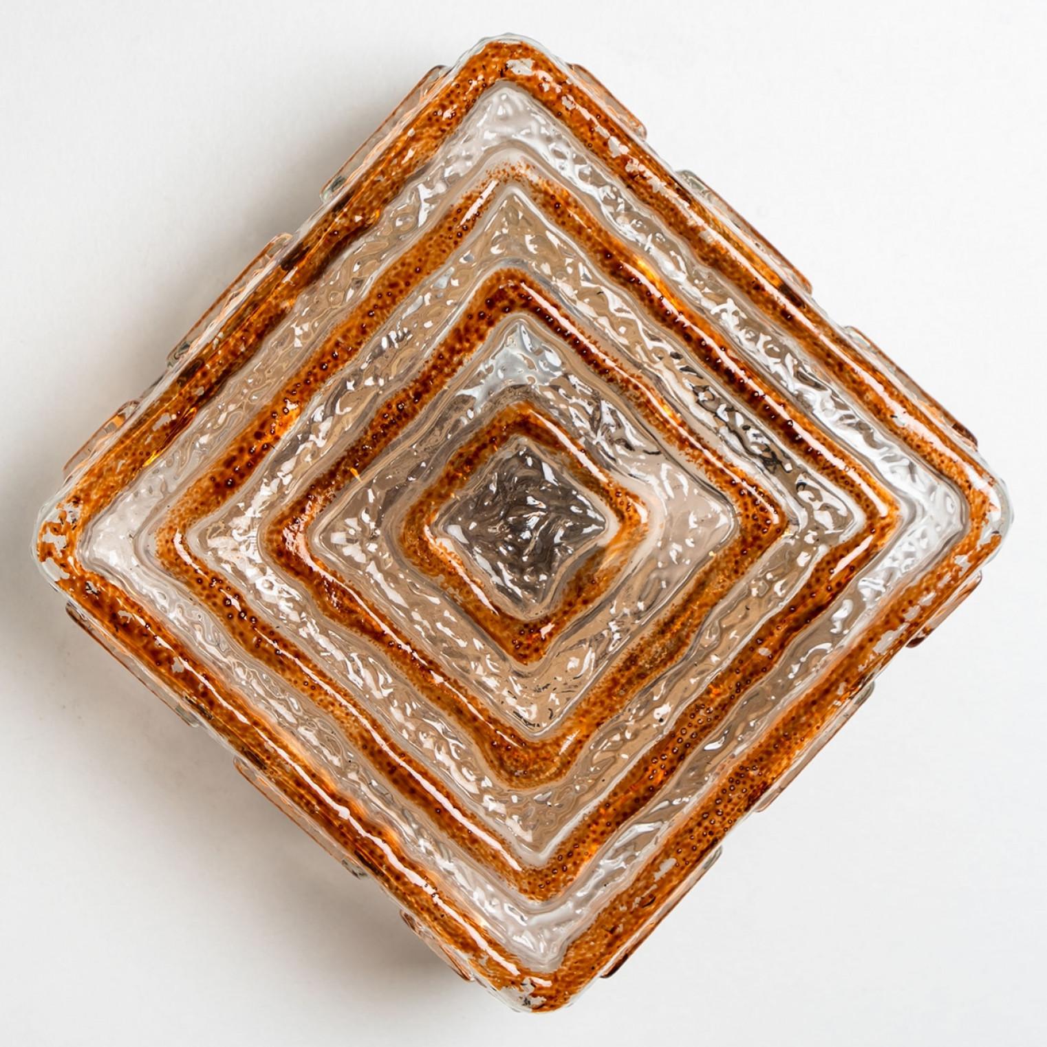 Tedesco Lampada da parete quadrata in vetro ambrato, anni '70 in vendita