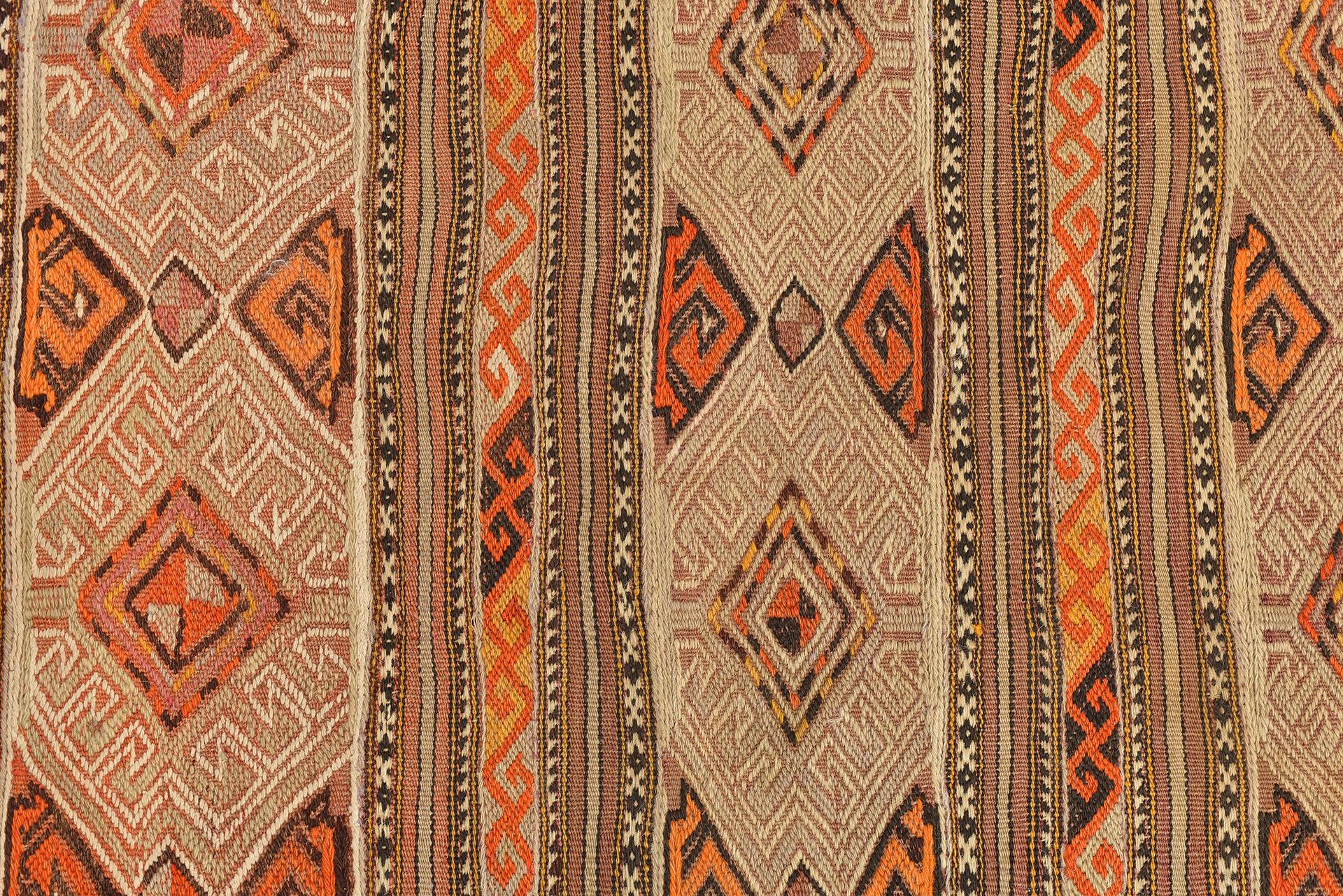 Square Anatolian Kilim with Cicim For Sale 2