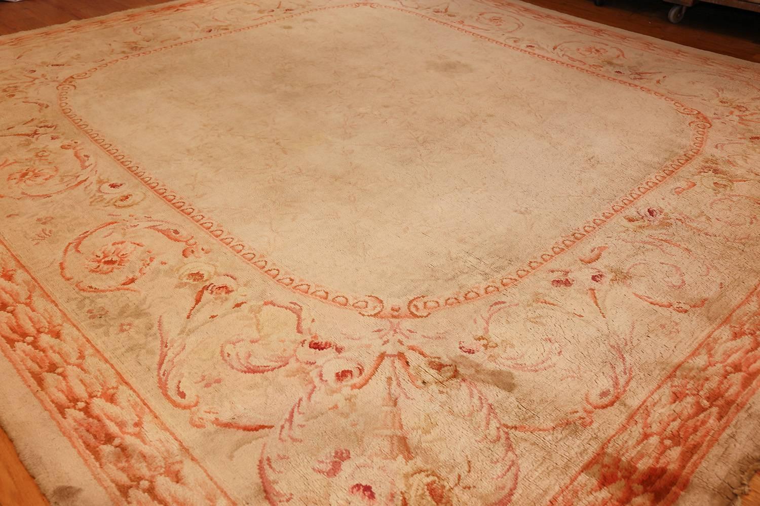 Hand-Knotted Antique French Savonnerie Rug. 11 ft 10 in x 12 ft 8 in  For Sale