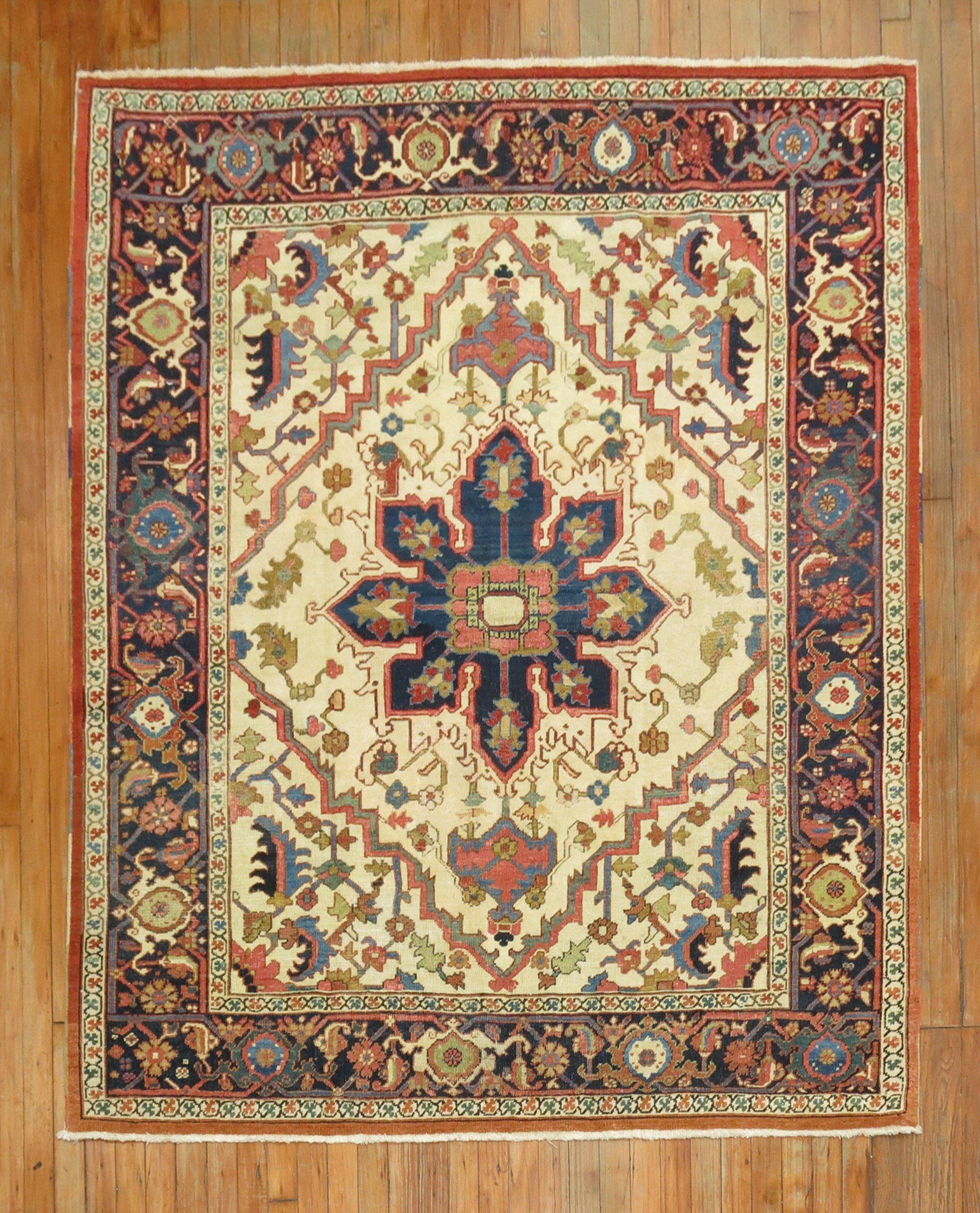 A Square Persian Heriz rug from the 2nd quarter of the 20th century.

Measures: 5'4'' x 5'11''.