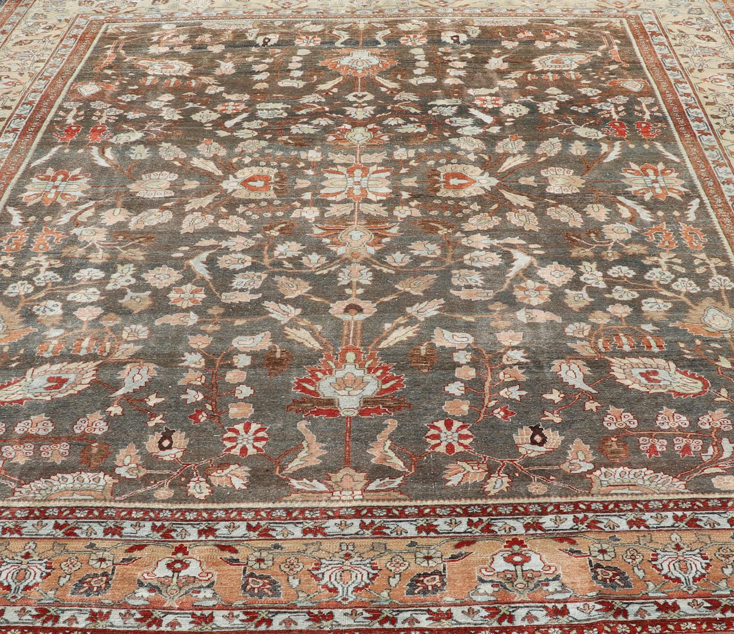 Tapis persan ancien carré Malayer avec un champ brun et un motif floral stylisé en vente 4