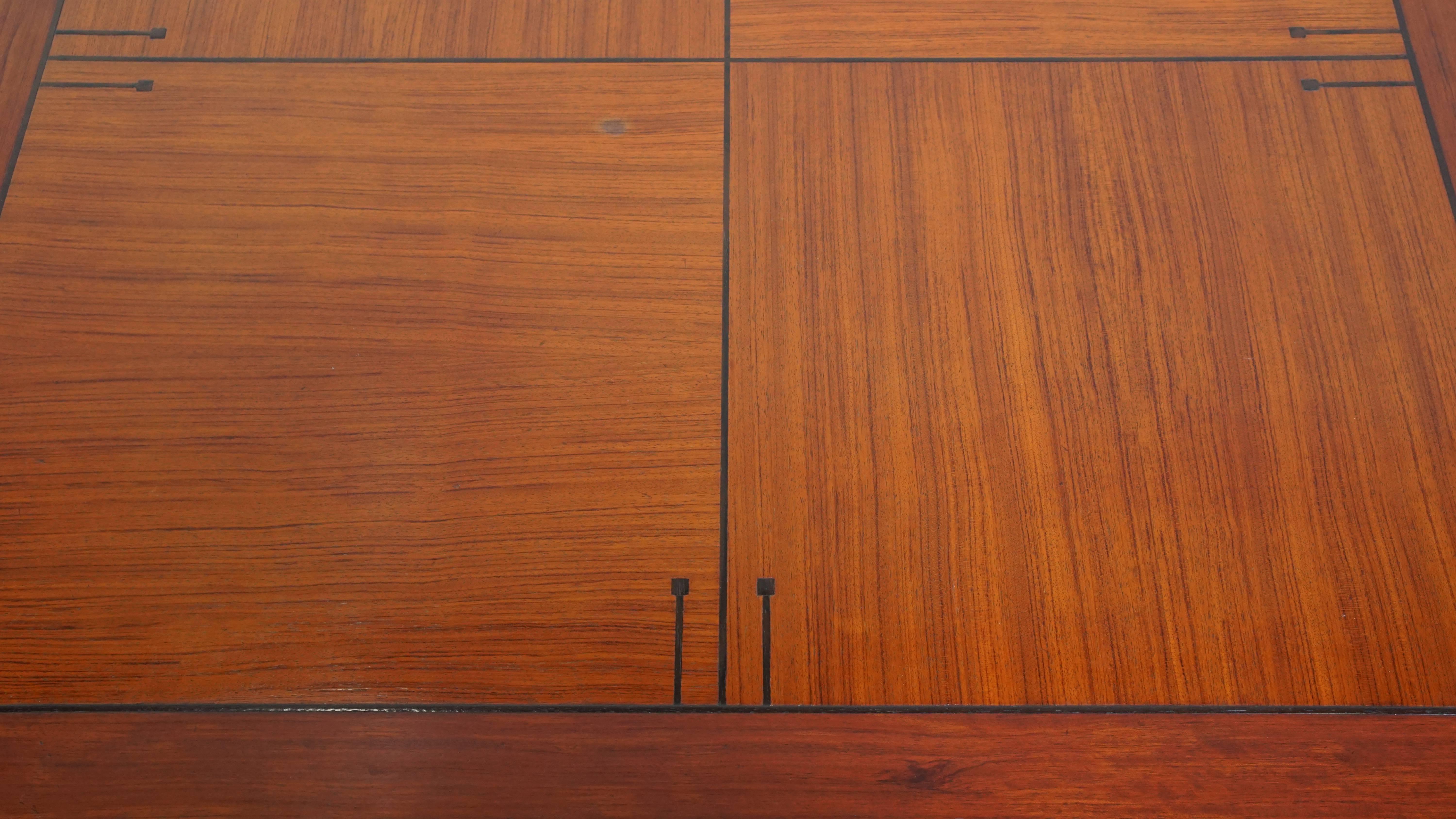 Wood Square Art Deco coffee table by Schuitema from the Decoforma series For Sale