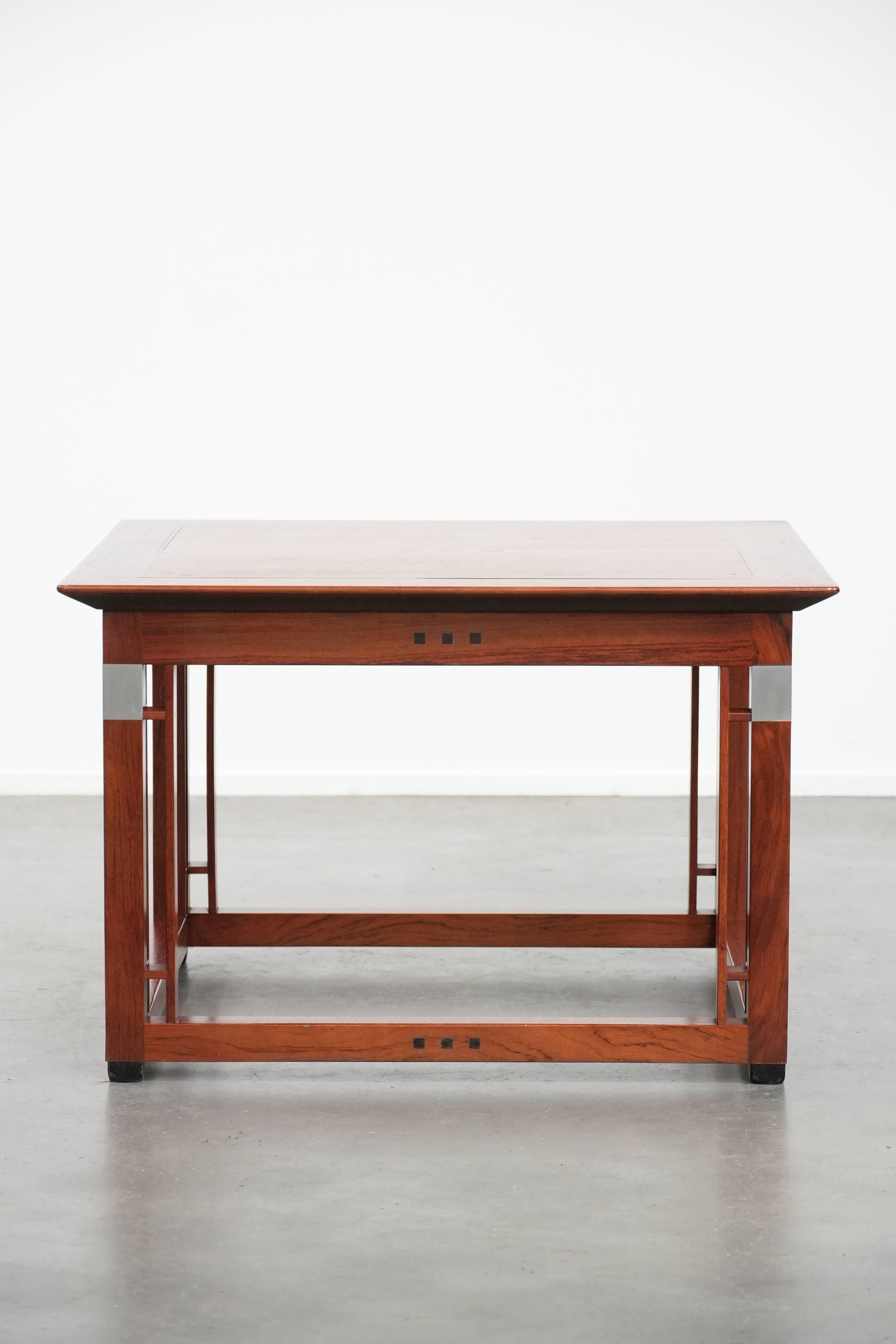 Fait main Square Art Deco design side/coffee table en vente