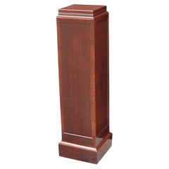 Socle à piédestal carré en Oak d'époque Art Déco France circa 1930