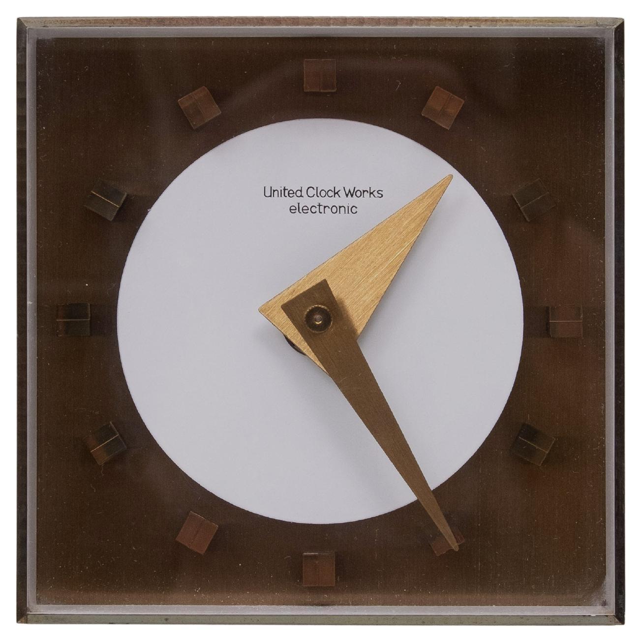 Reloj de sobremesa cuadrado Atlanta Electric, by Kienzle Germany Años 60 Era espacial en venta