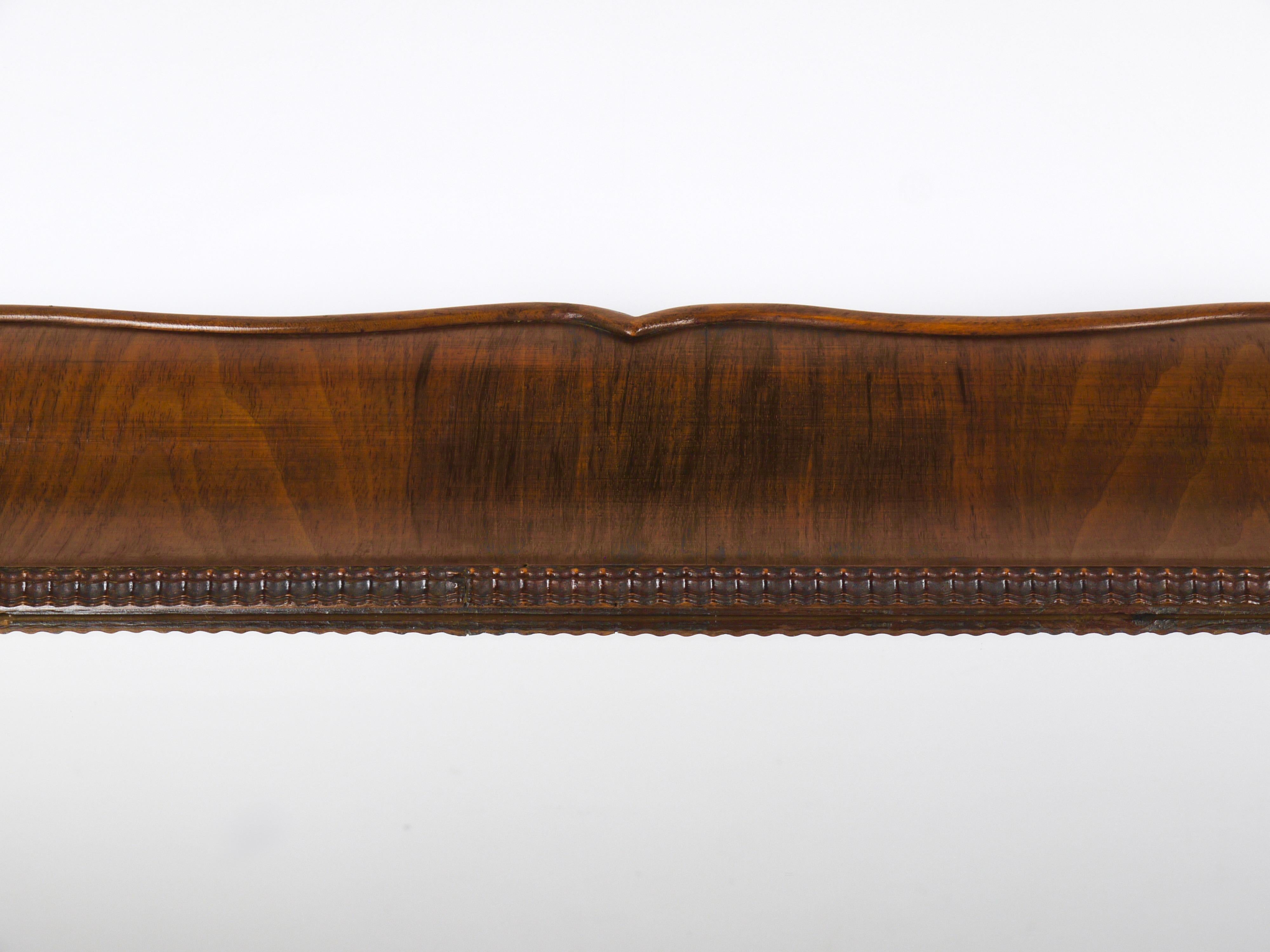 Square Biedermeier Carved & Scalloped Walnut Wall Mirror, Vienna, ca. 1850 For Sale 11