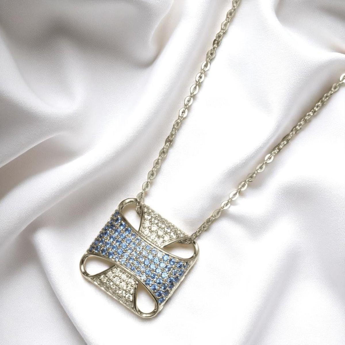 Square Blue Sapphire Diamond Pendant Necklace in 14k Solid Gold (Certified) In New Condition For Sale In New Delhi, DL