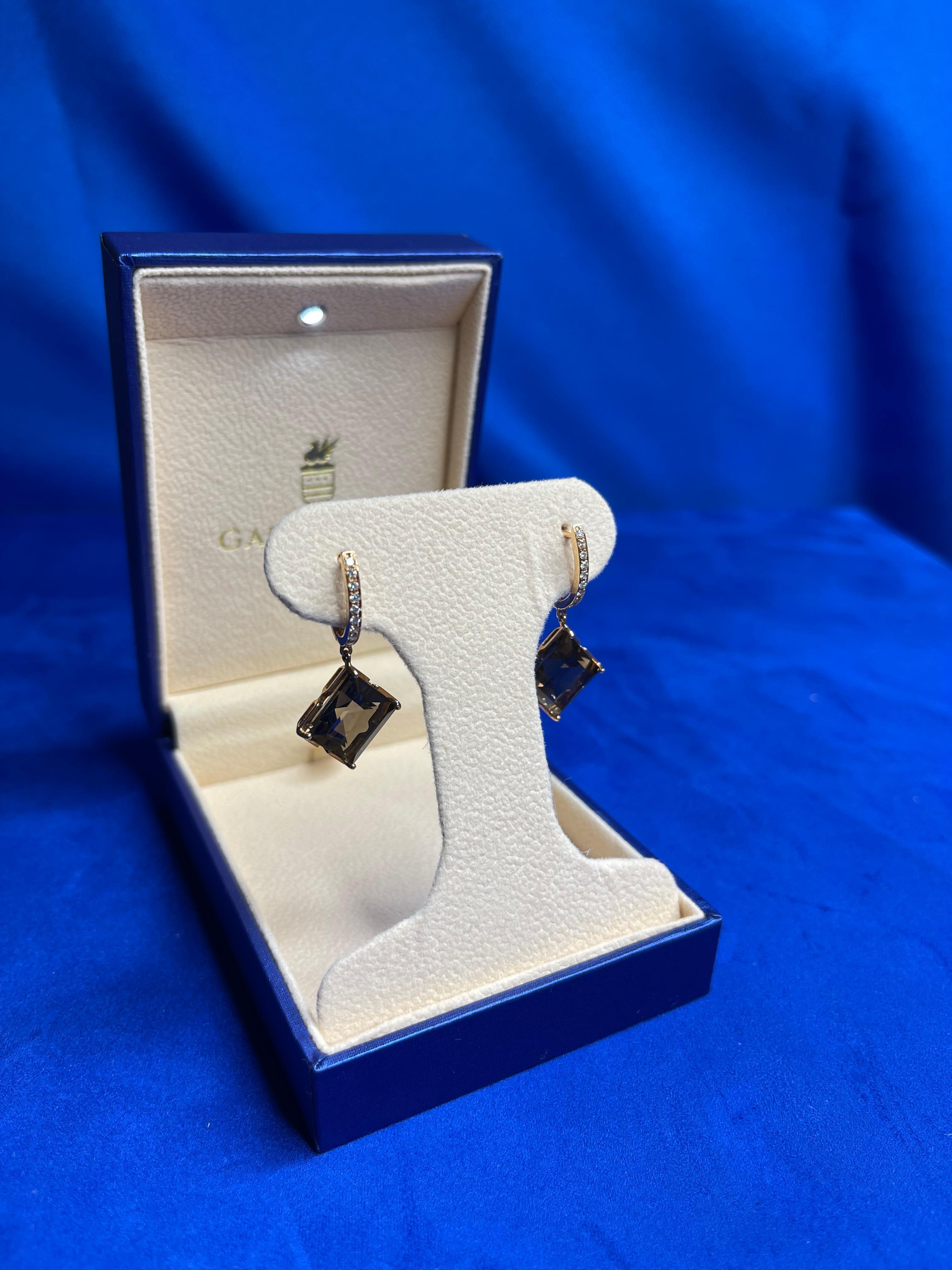 Quadratische Rauchquarz-Diamant-Huggie-Tropfen-Ohrringe aus 18 Karat Roségold (Carréeschliff) im Angebot