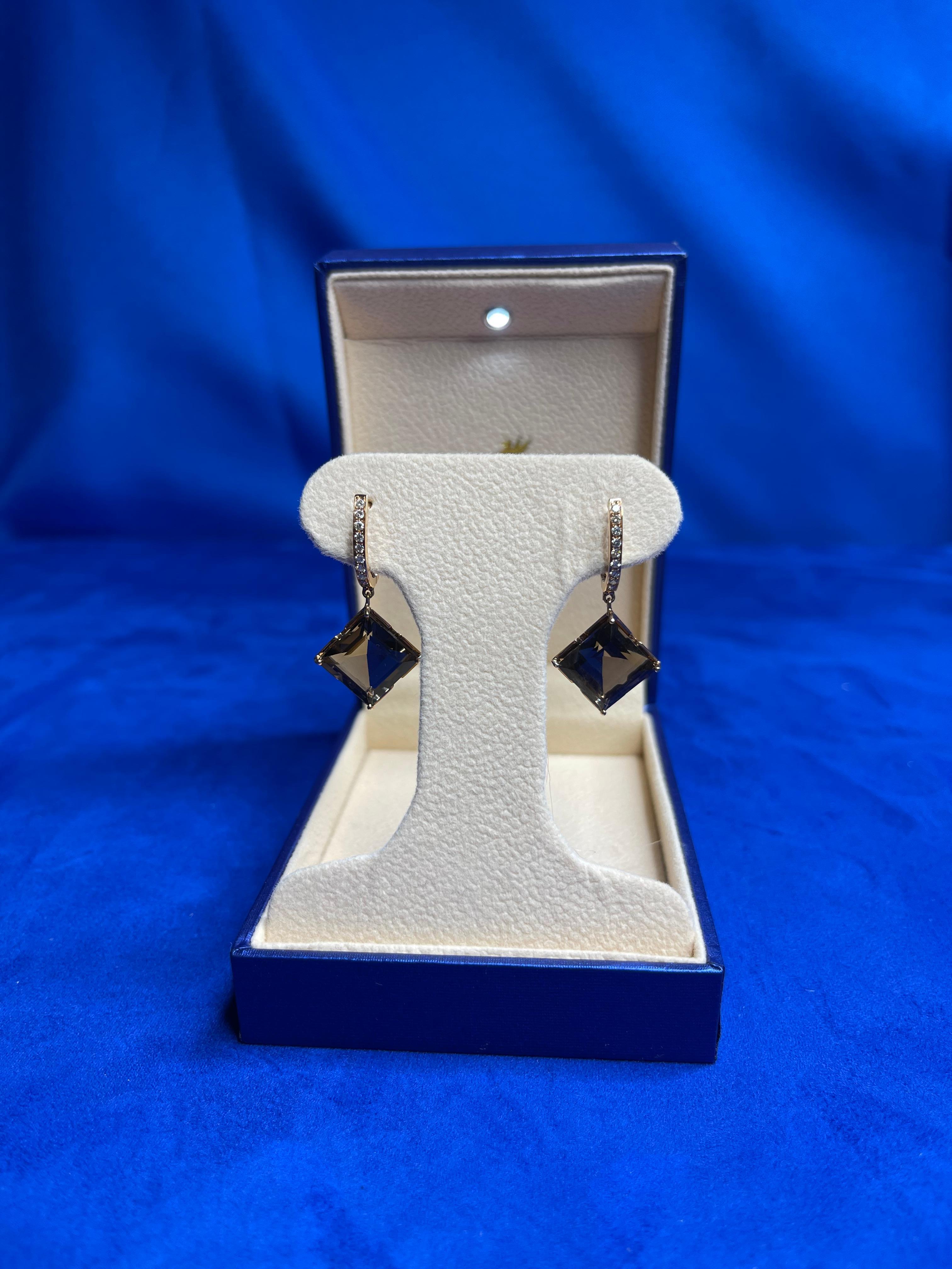 Quadratische Rauchquarz-Diamant-Huggie-Tropfen-Ohrringe aus 18 Karat Roségold für Damen oder Herren im Angebot