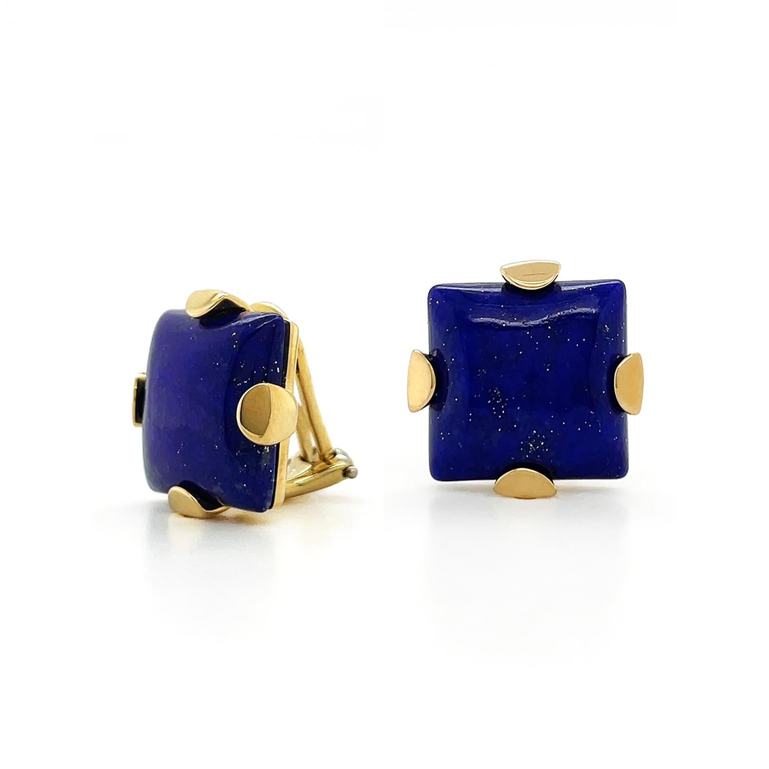 Modern Square Cabochon Lapis Lazuli  18k Yellow Gold Clip-on Earrings For Sale